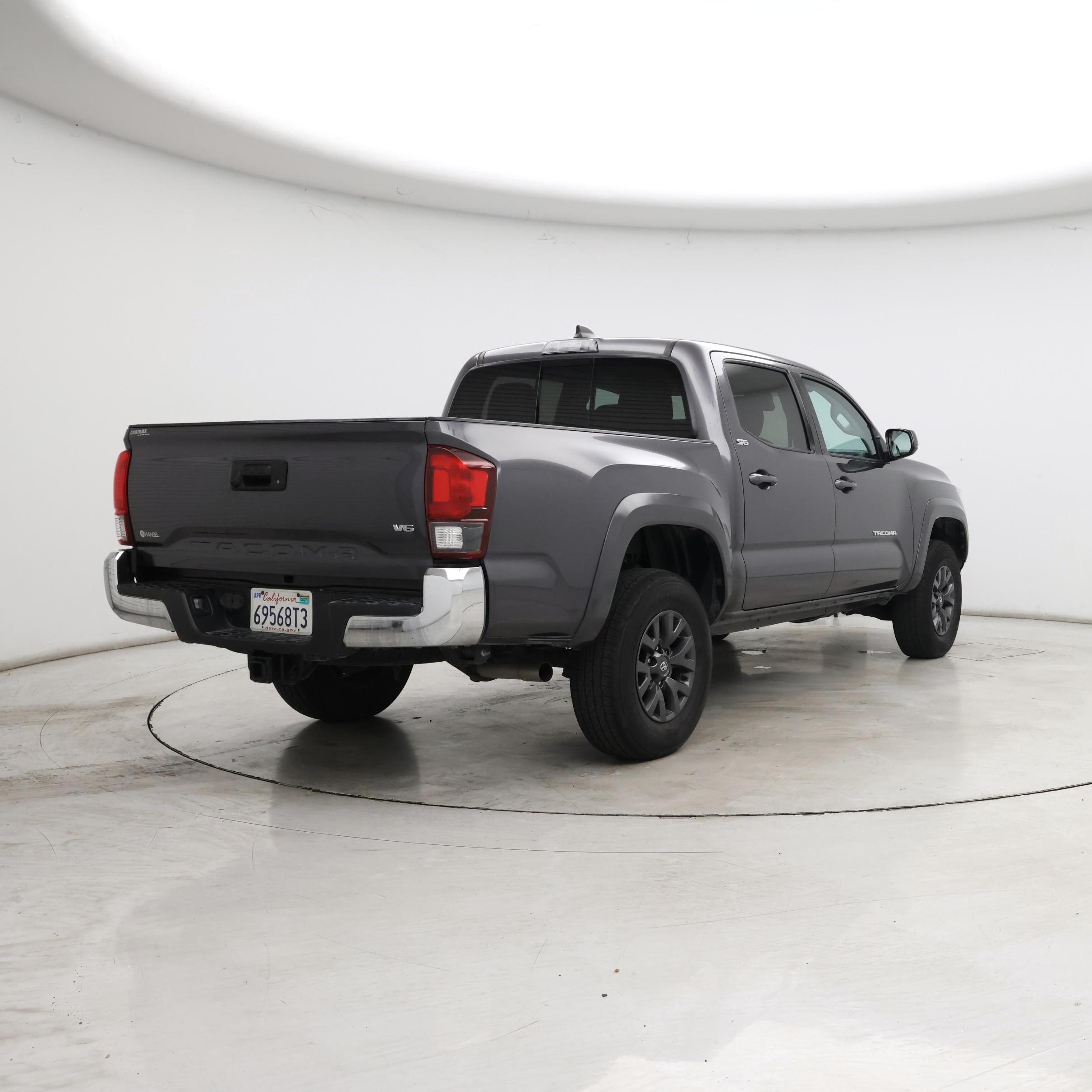Thumbnail: 2023 Toyota Tacoma - 8