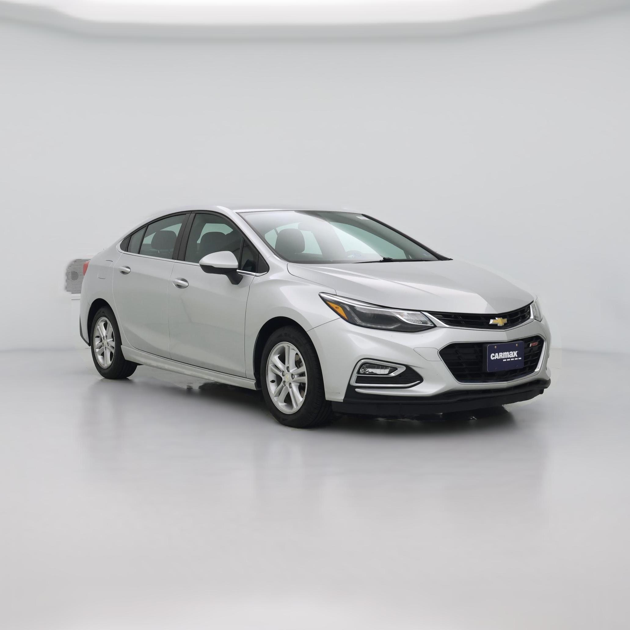 Thumbnail: 2017 Chevrolet Cruze - 1