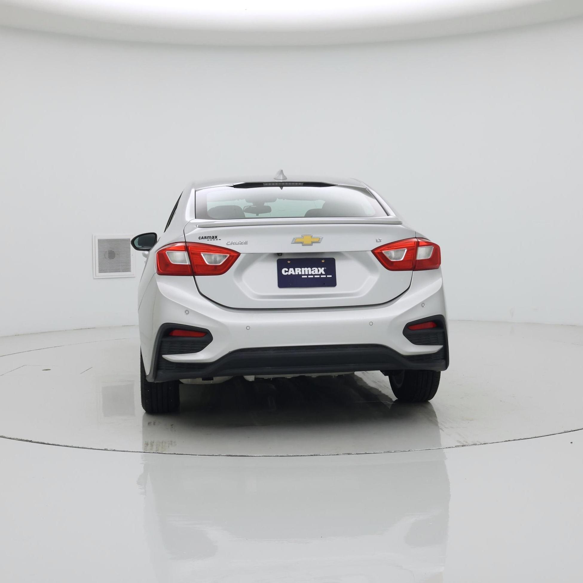 Thumbnail: 2017 Chevrolet Cruze - 6