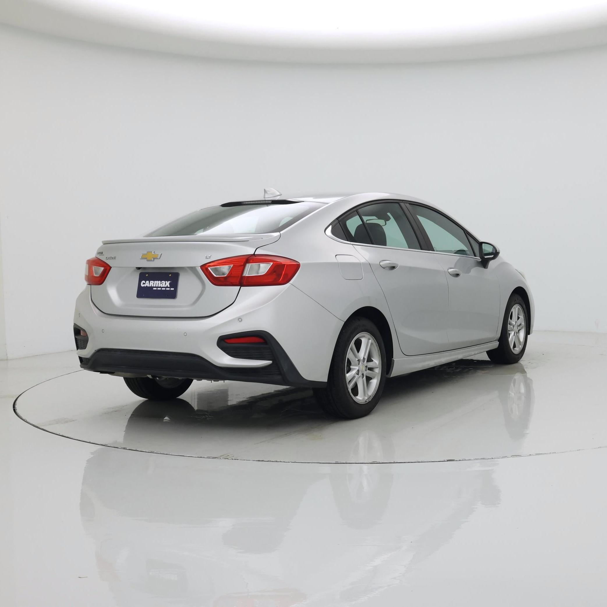 Thumbnail: 2017 Chevrolet Cruze - 8