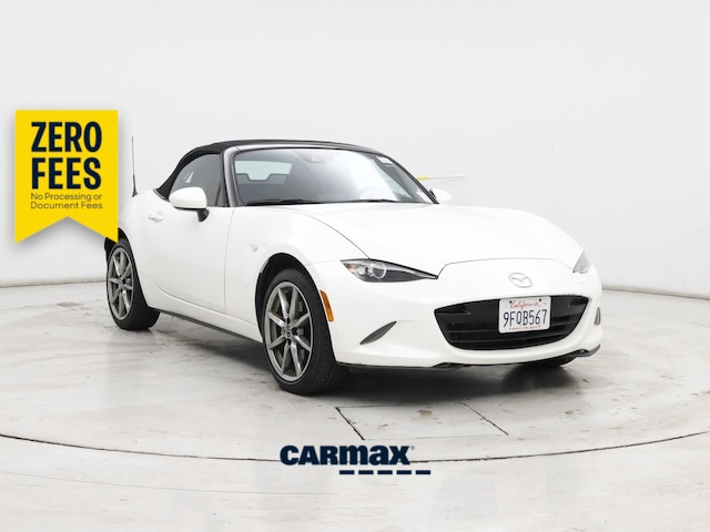 White 2023 Mazda MX-5 Miata Convertible Rear-Wheel Drive Automatic