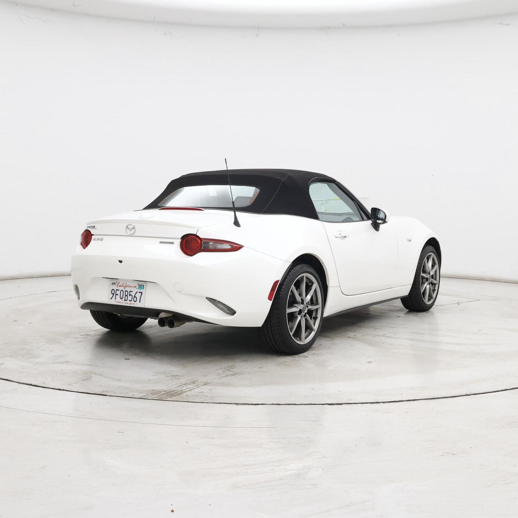 Thumbnail: 2023 Mazda MX-5 Miata - 8