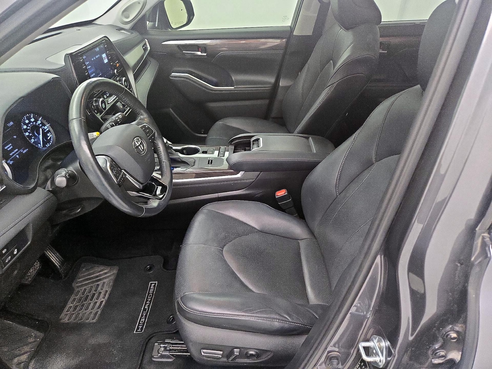 2021 Toyota Highlander Limited - Photo 12