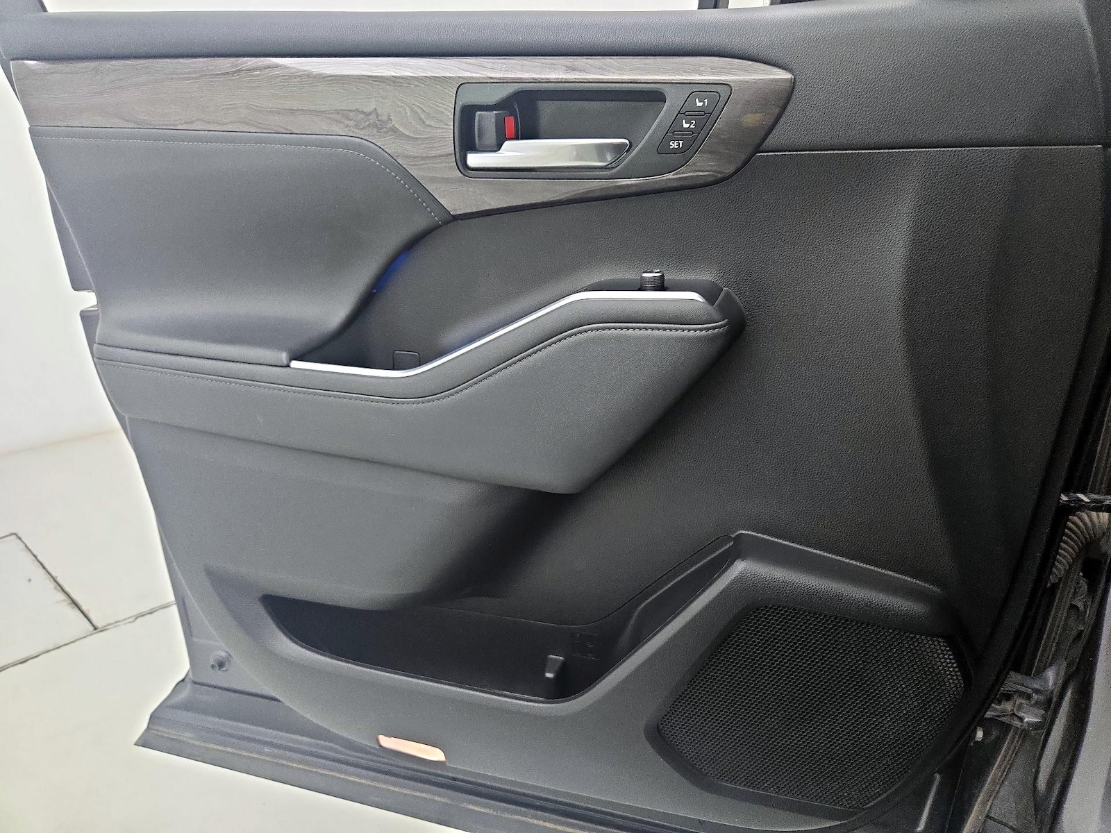 2021 Toyota Highlander Limited - Photo 13