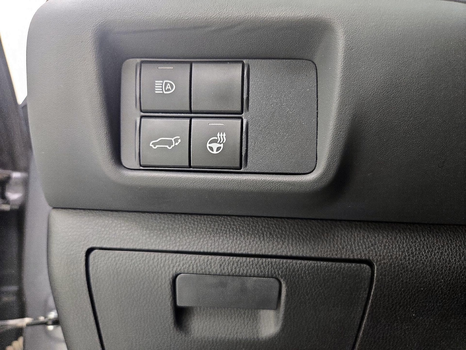 2021 Toyota Highlander Limited - Photo 14