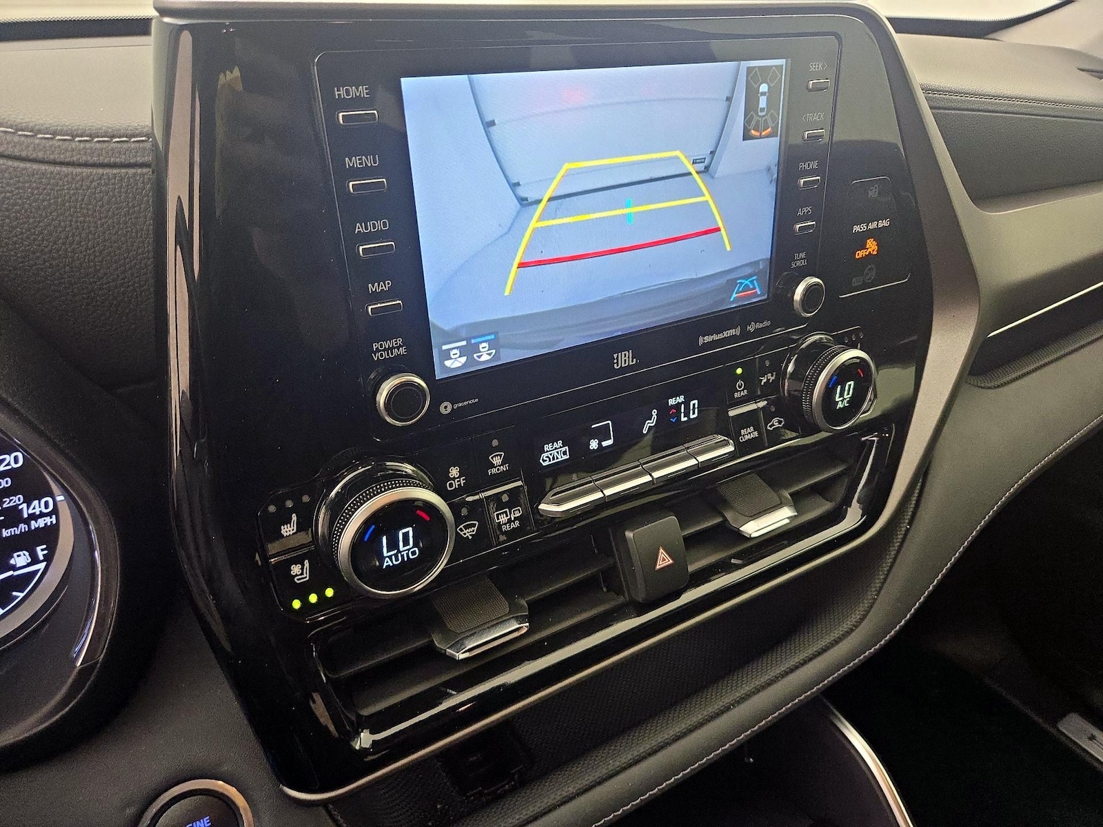 2021 Toyota Highlander Limited - Photo 15