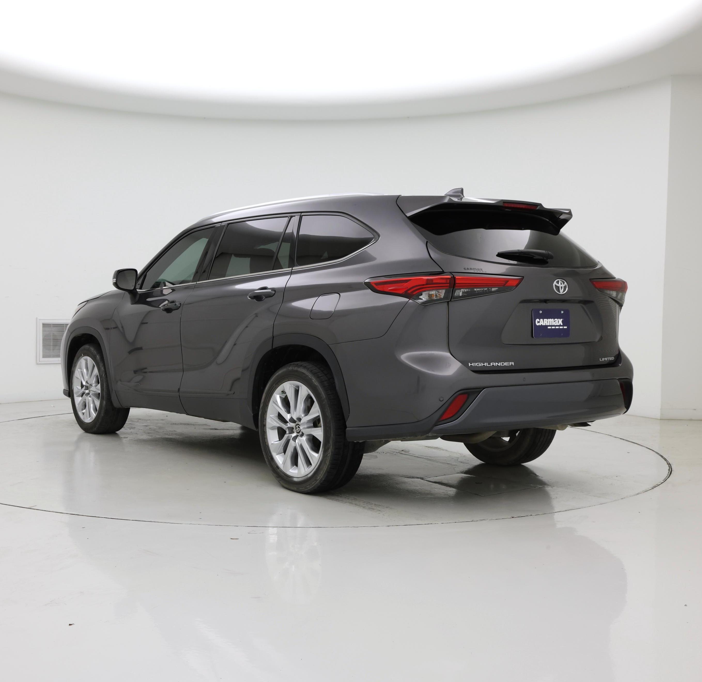 Thumbnail: 2021 Toyota Highlander - 2
