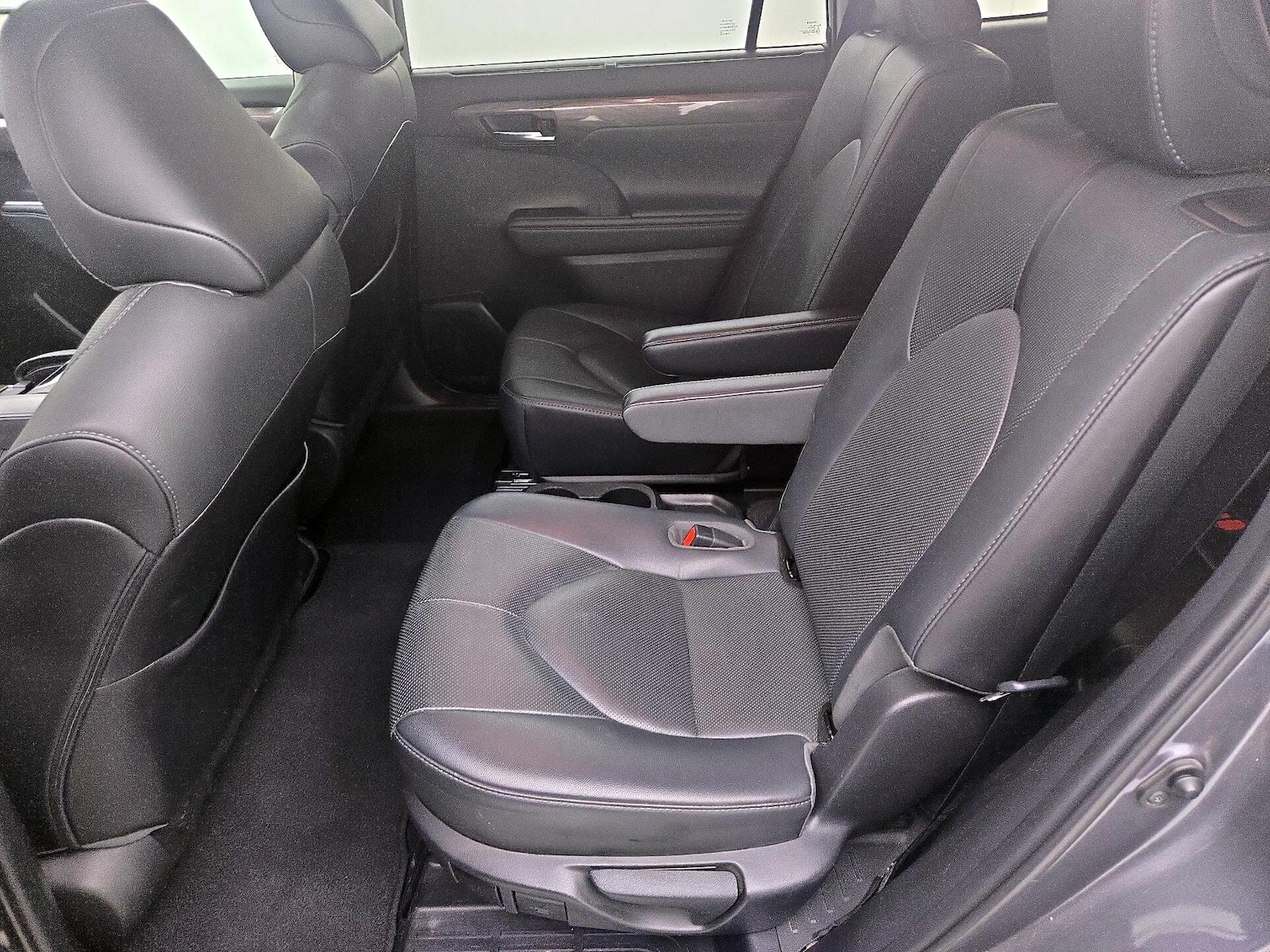 2021 Toyota Highlander Limited - Photo 21