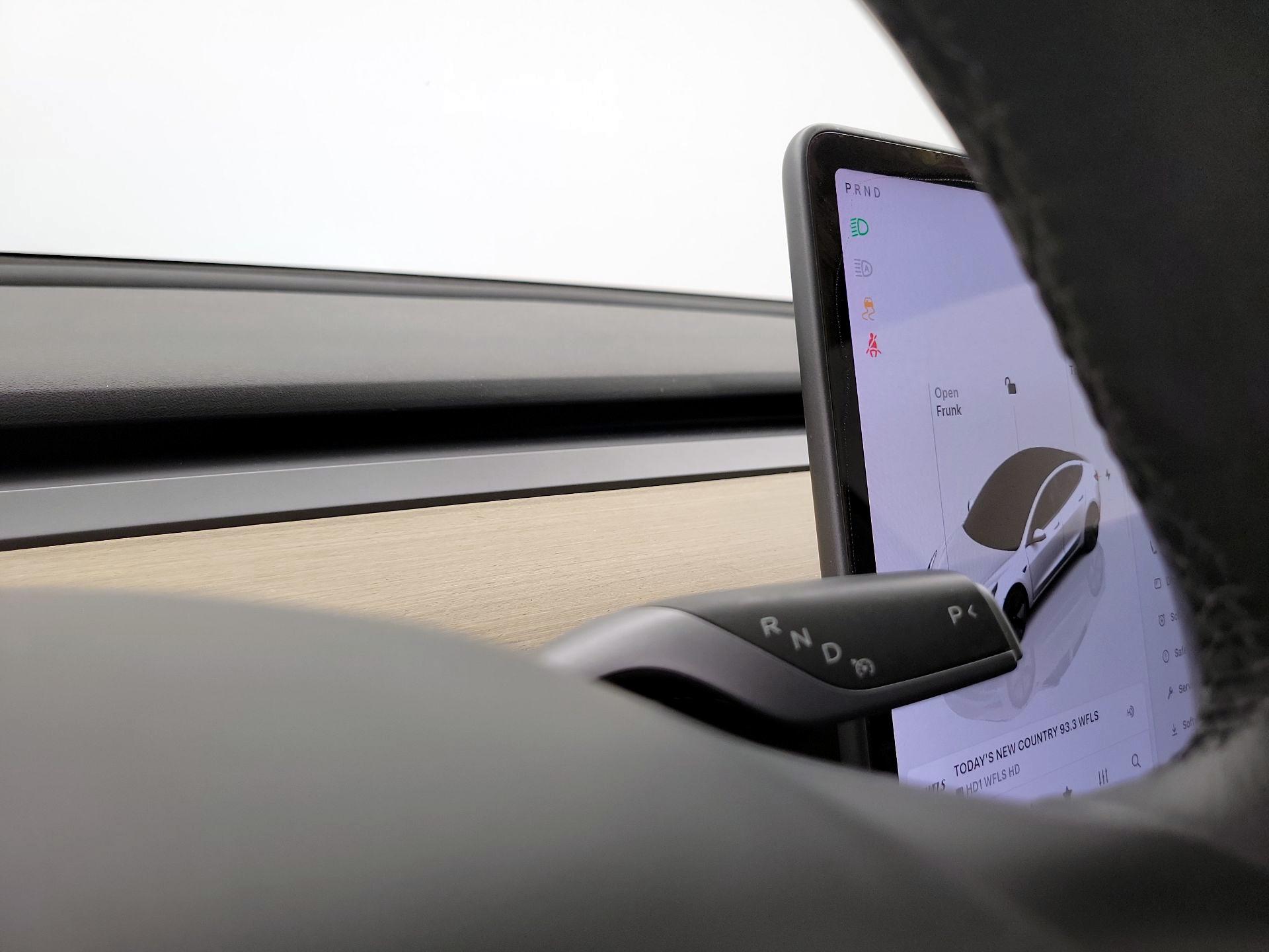 Thumbnail: 2023 Tesla Model 3 - 17