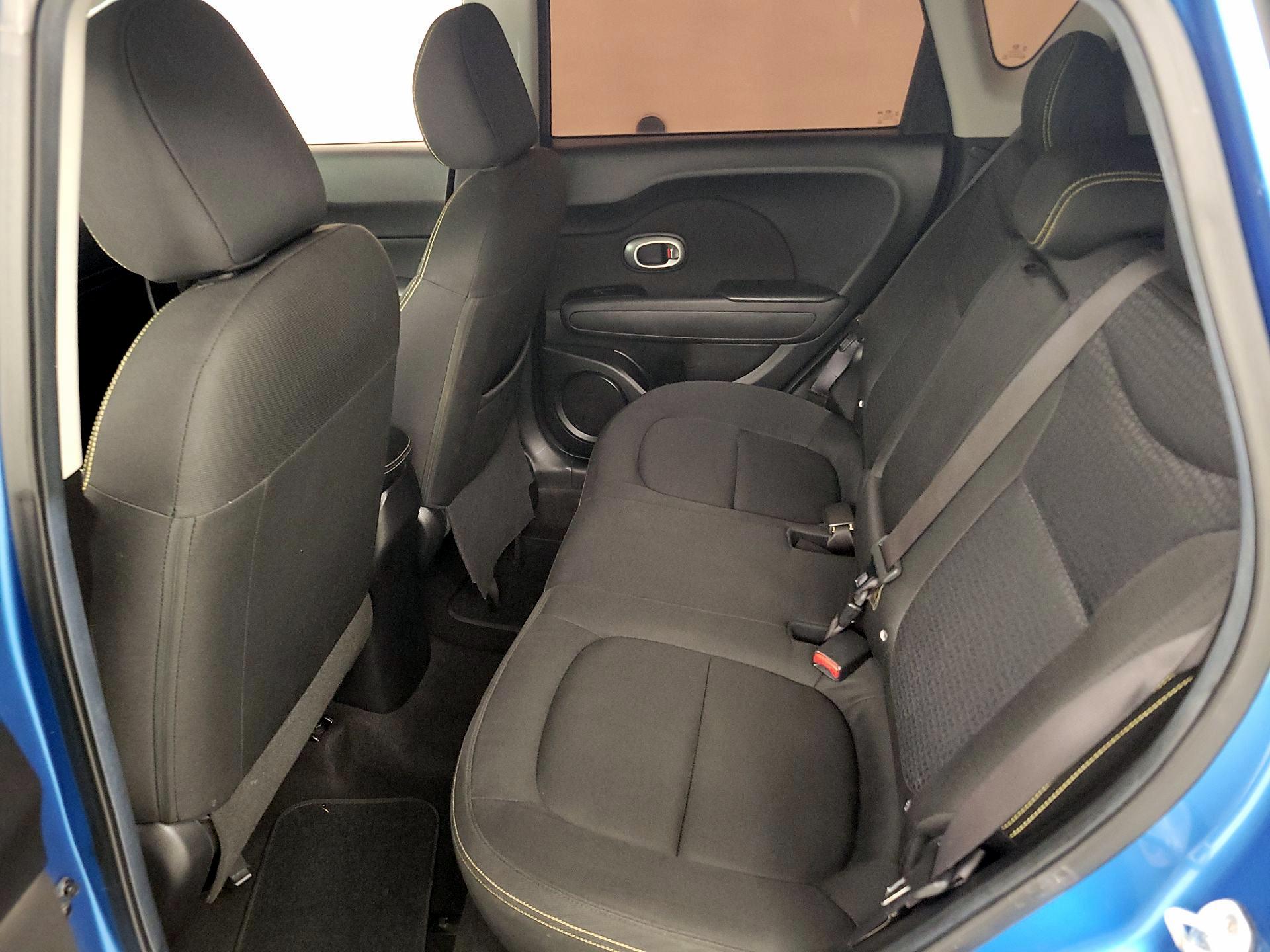 Thumbnail: 2016 Kia Soul - 19