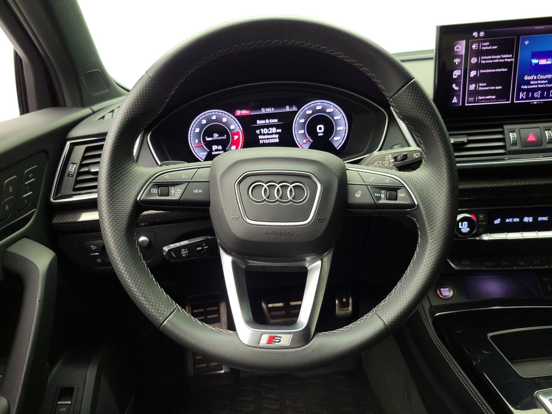 Thumbnail: 2024 Audi SQ5 - 10
