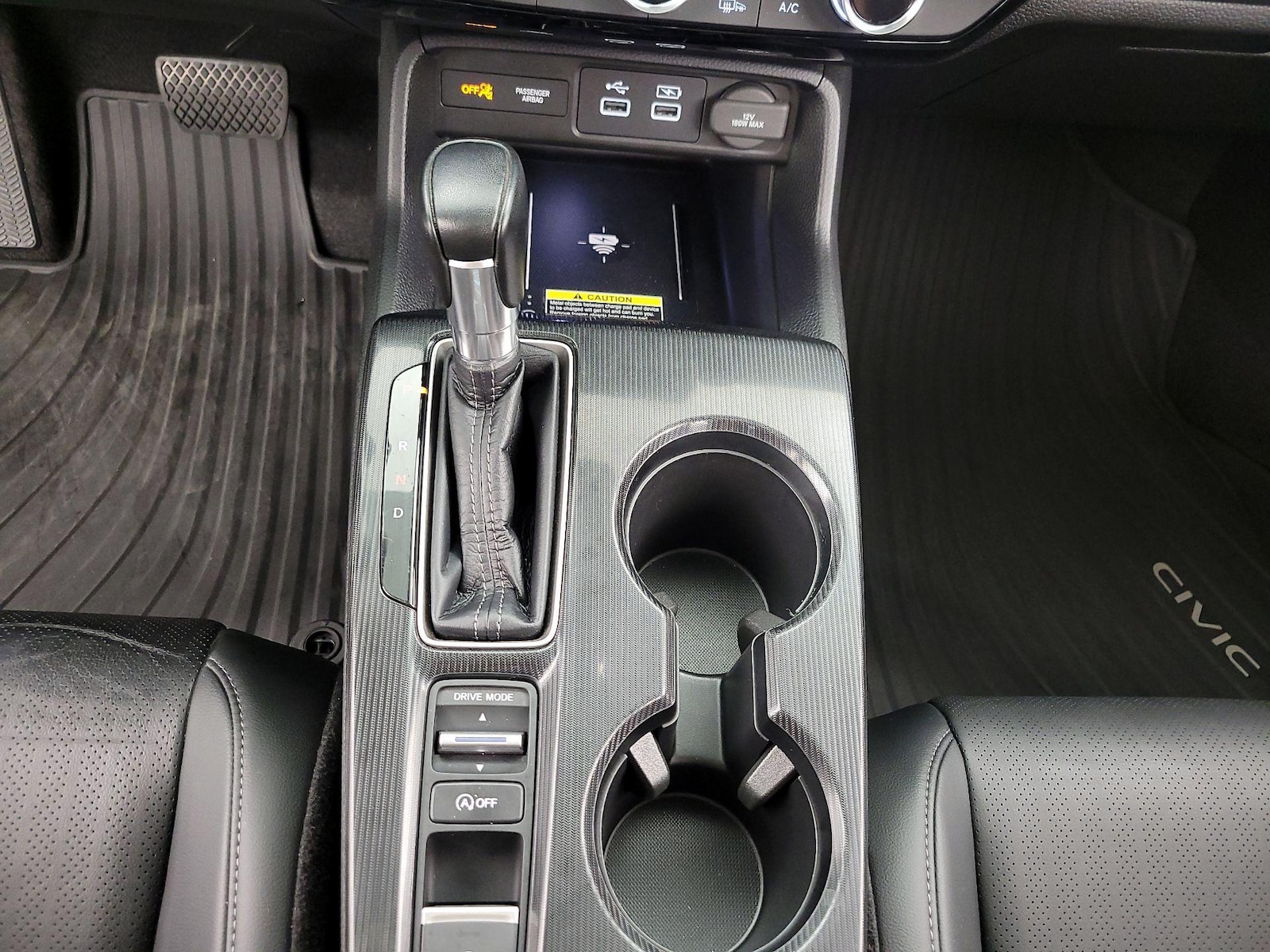 2023 Honda Civic Touring - Photo 18