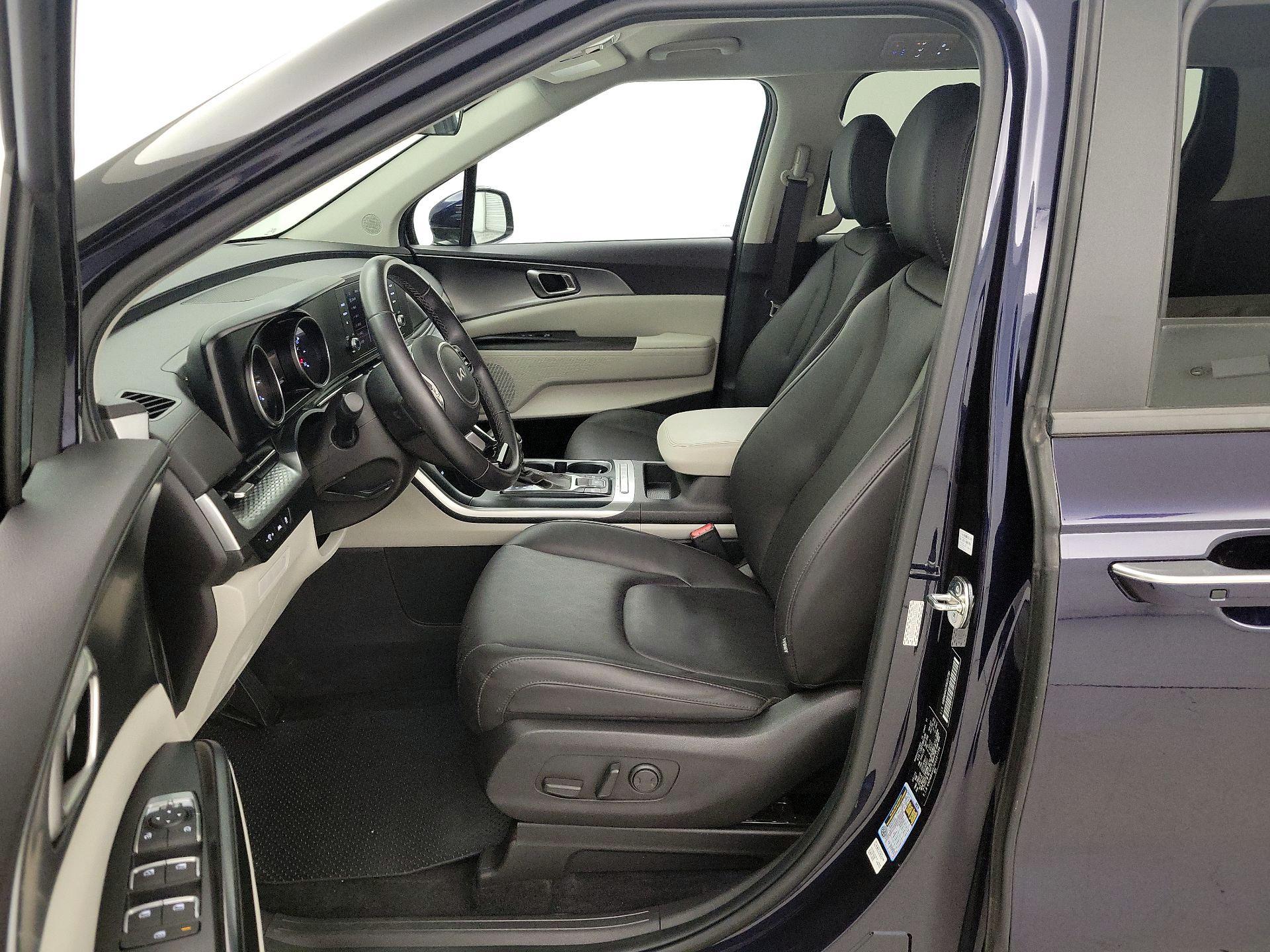 Thumbnail: 2024 Kia Carnival - 11