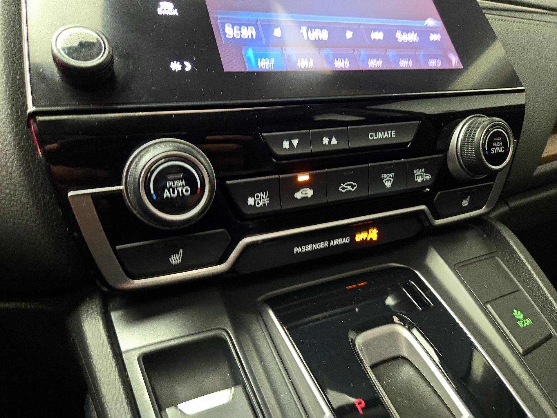 Thumbnail: 2018 Honda CR-V - 16