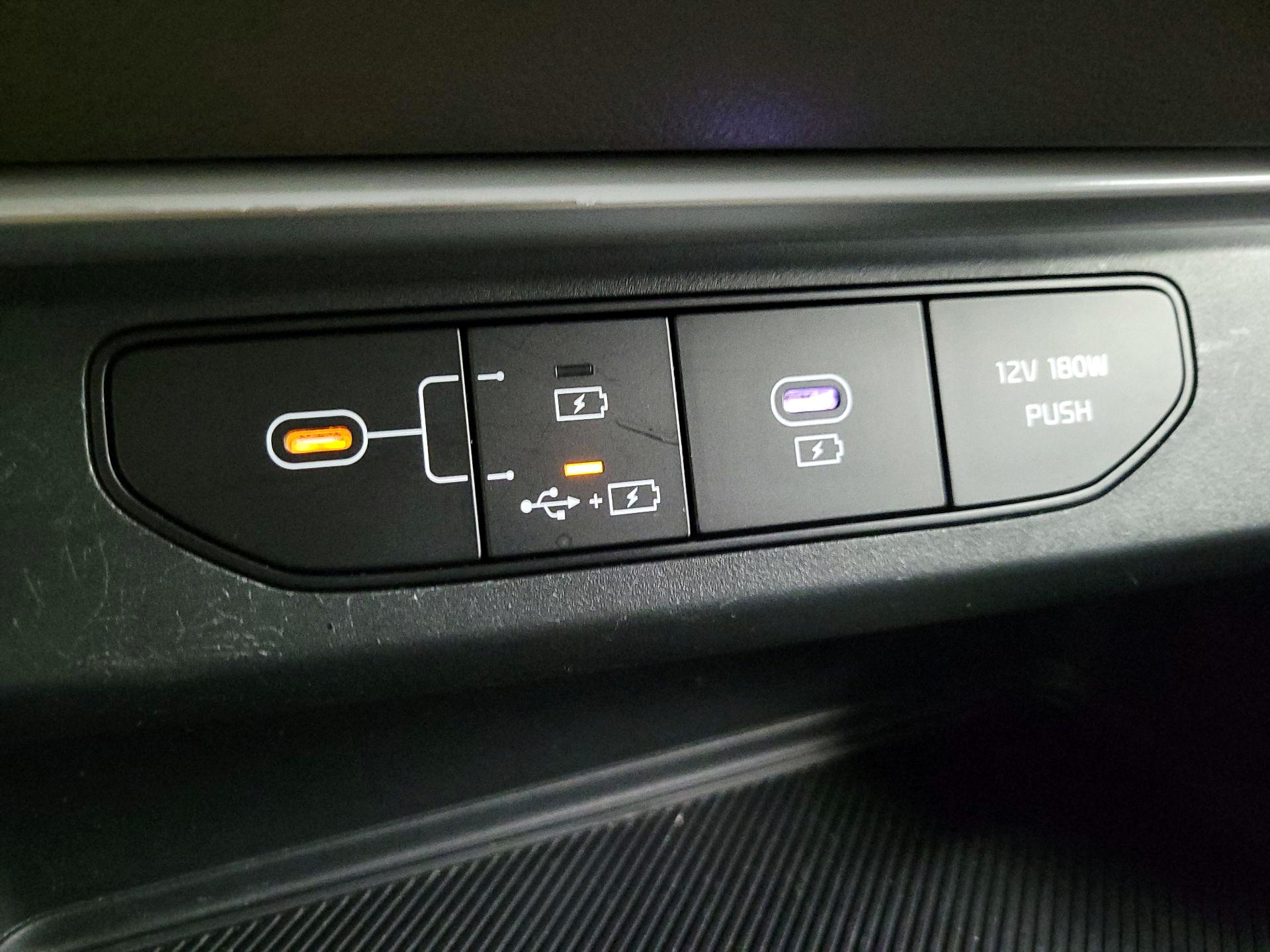 Thumbnail: 2026 Kia Carnival - 19