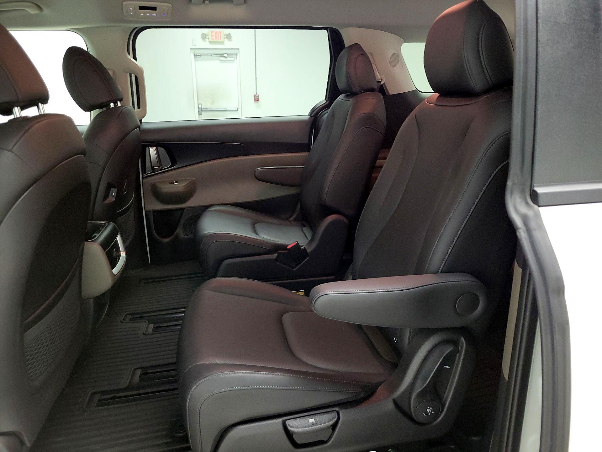 Thumbnail: 2026 Kia Carnival - 20