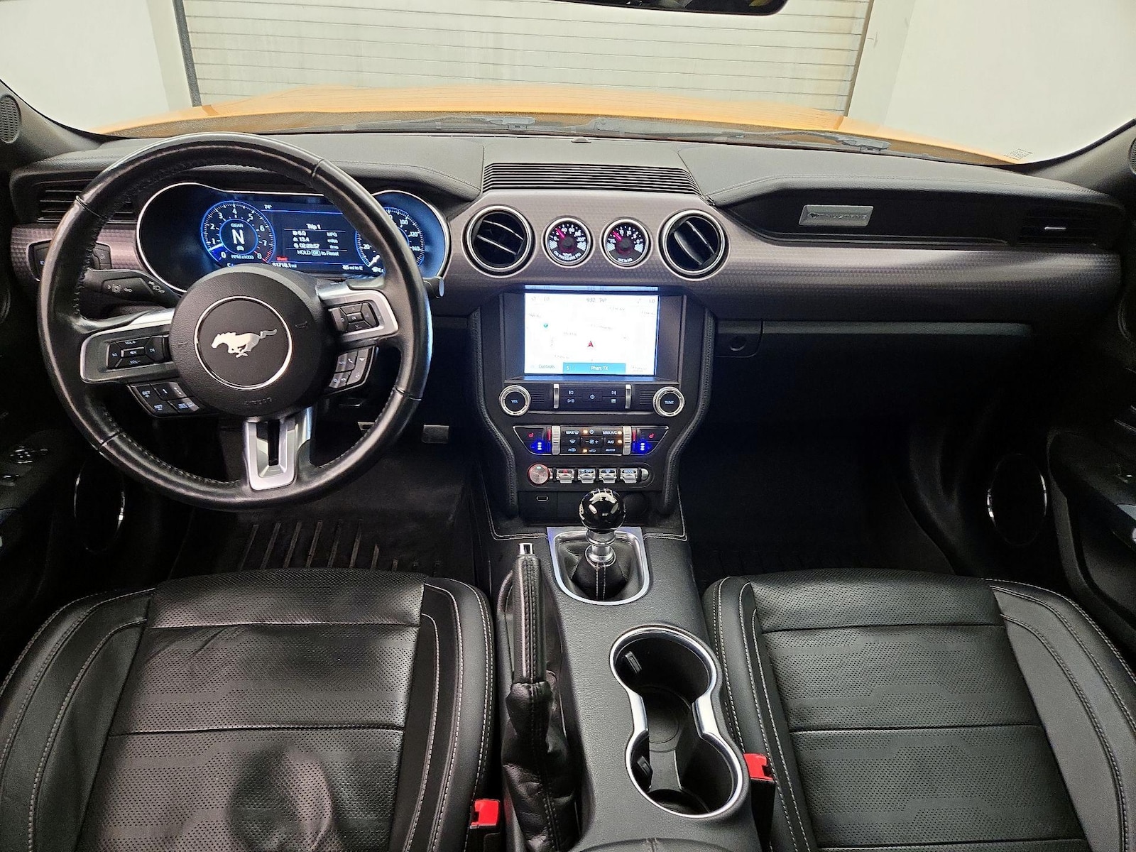 2022 Ford Mustang GT Premium - Photo 10