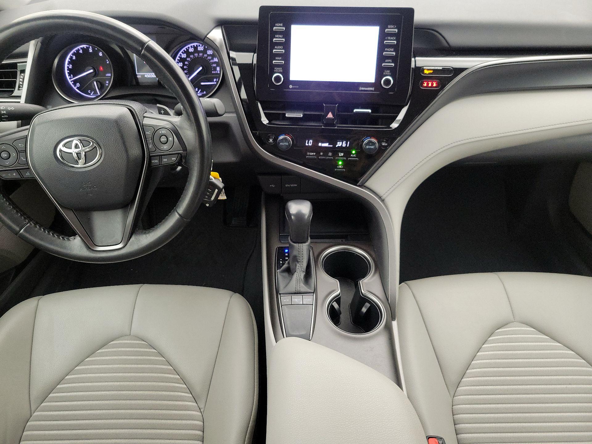 Thumbnail: 2022 Toyota Camry - 9