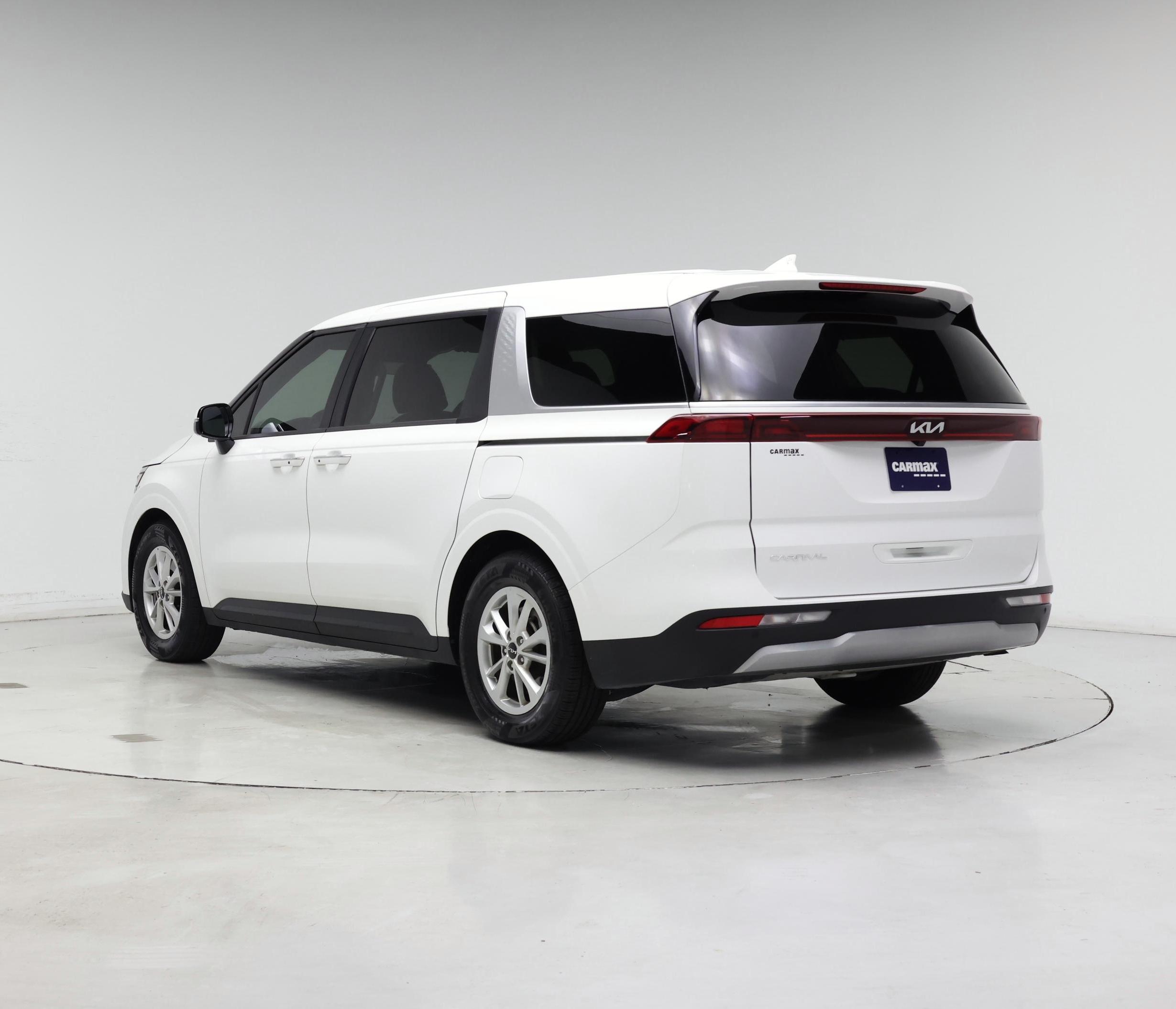 Thumbnail: 2024 Kia Carnival - 2