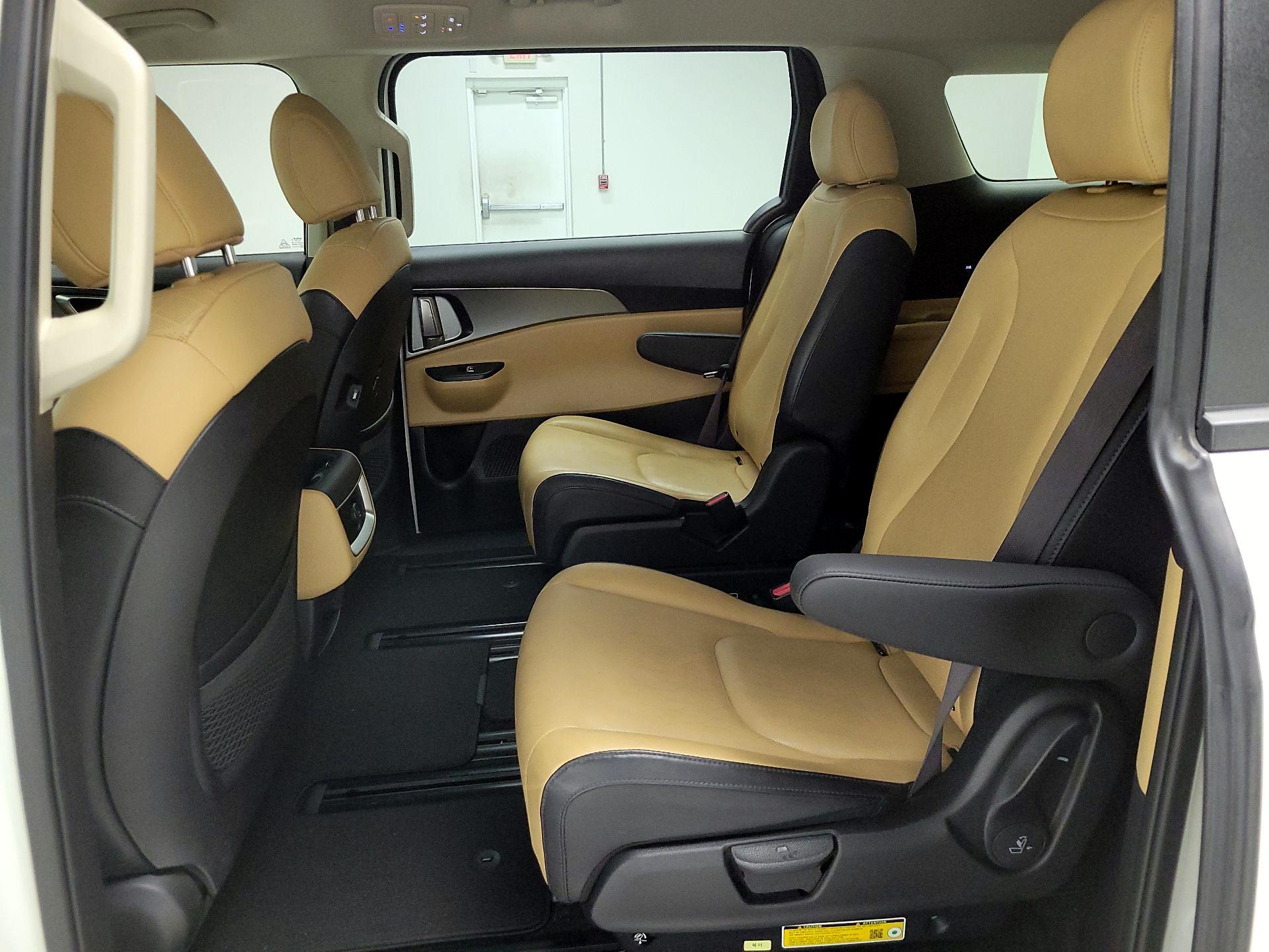 Thumbnail: 2024 Kia Carnival - 19