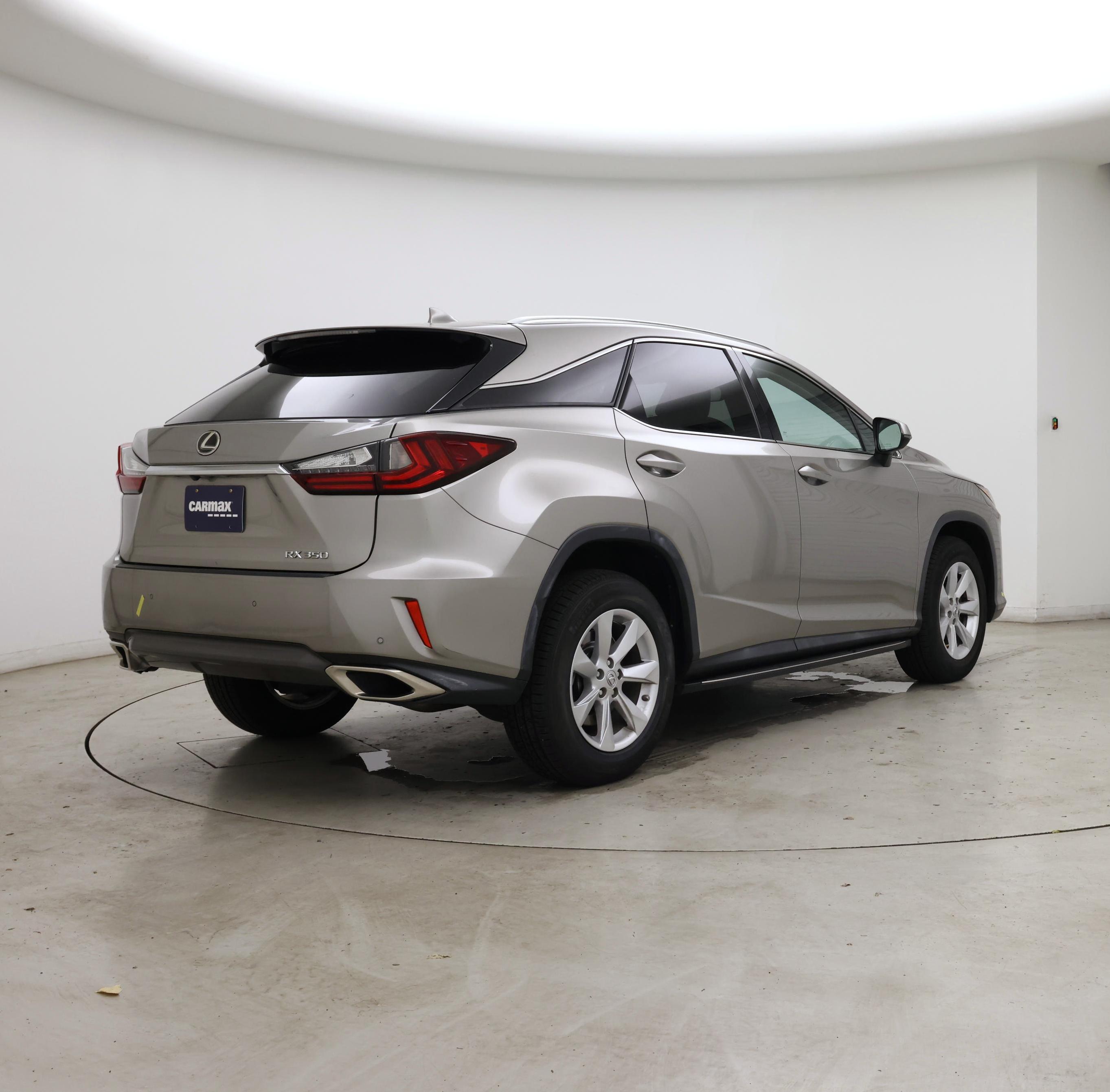 Thumbnail: 2017 Lexus RX - 8