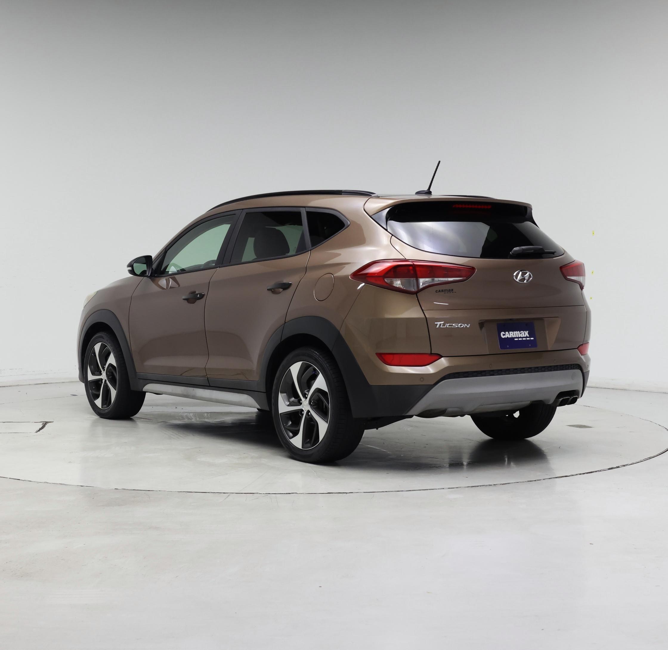 Thumbnail: 2017 Hyundai Tucson - 2