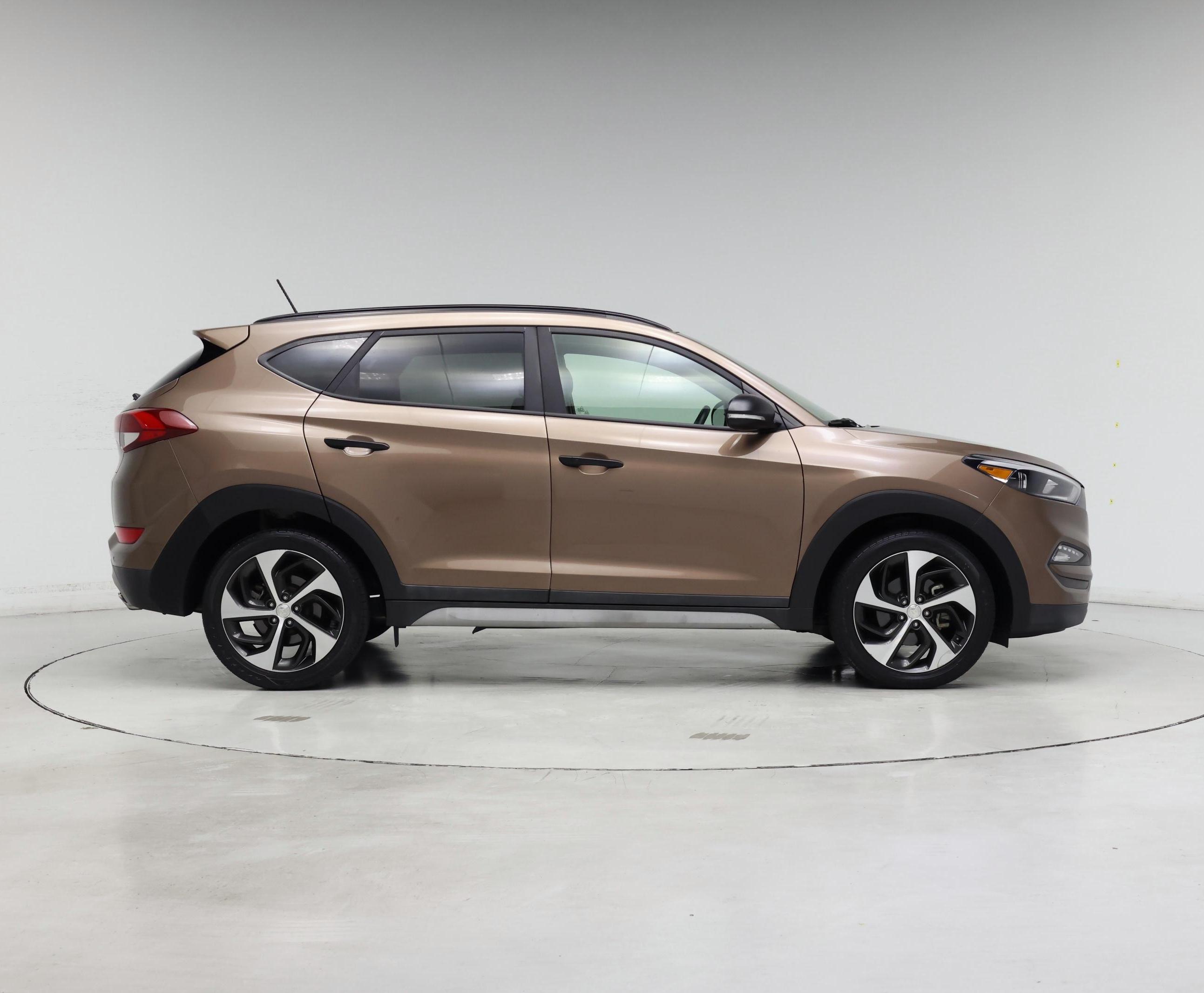 Thumbnail: 2017 Hyundai Tucson - 7