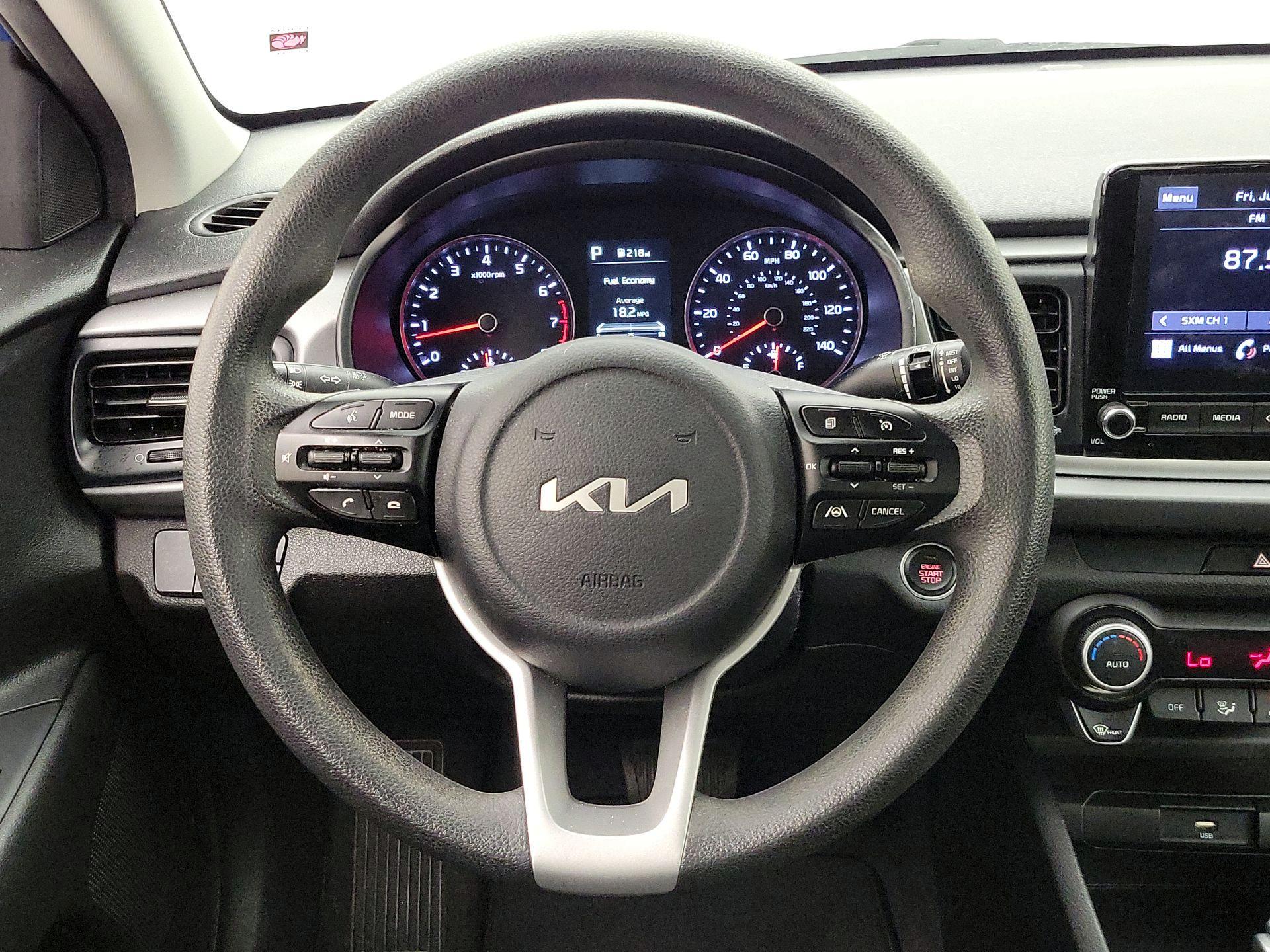 Thumbnail: 2022 Kia Rio - 10