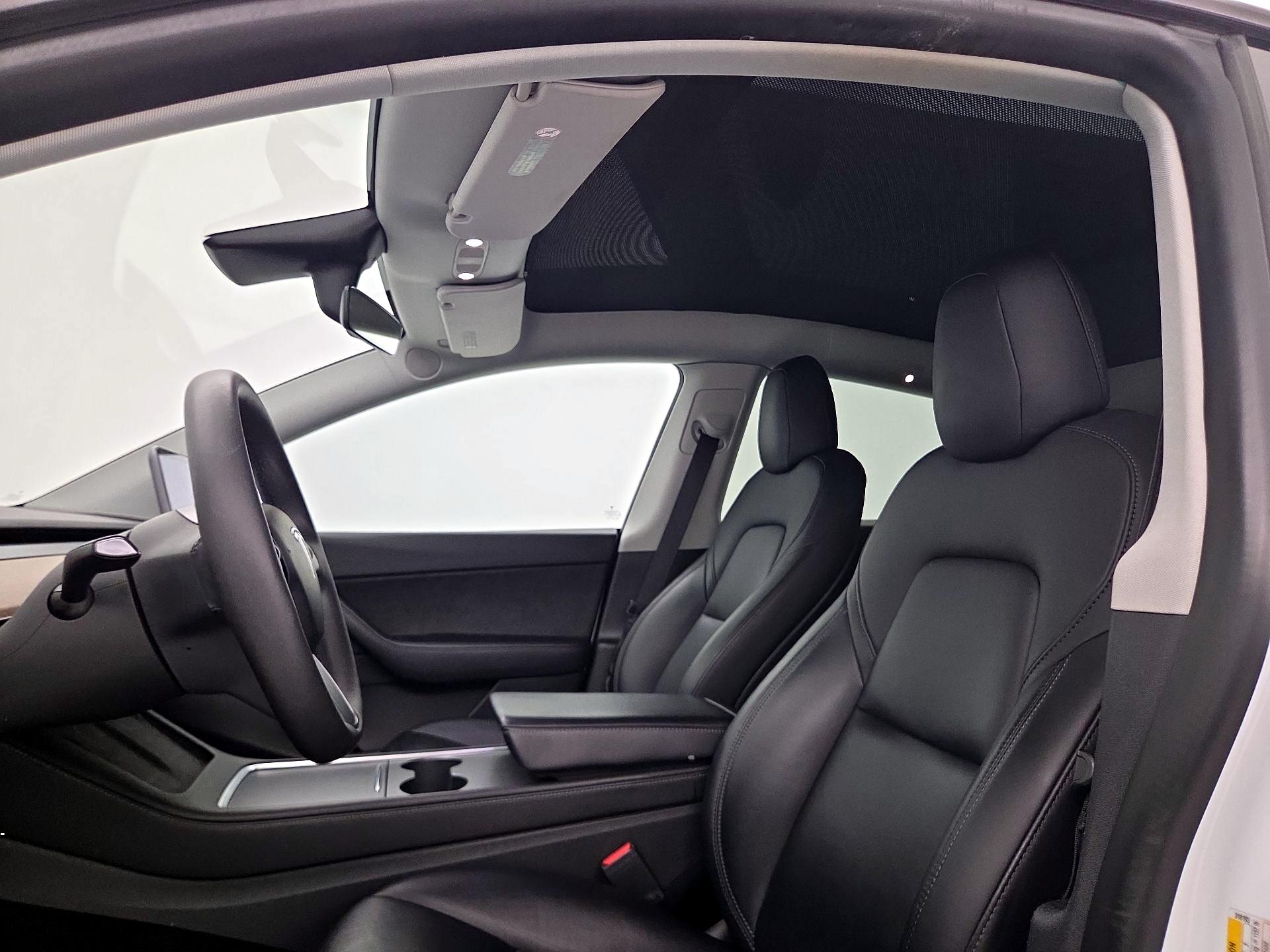 Thumbnail: 2022 Tesla Model Y - 19