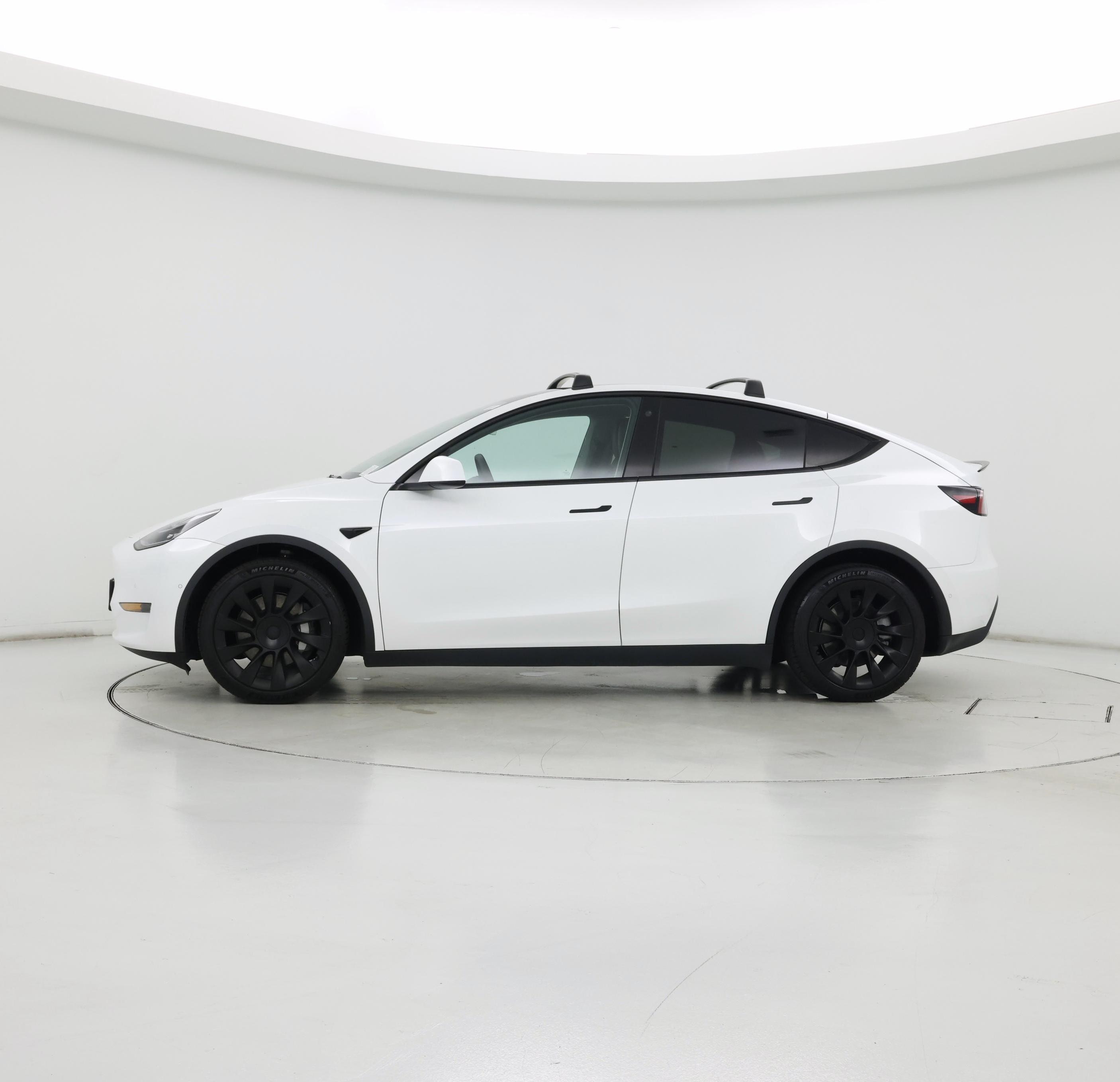 Thumbnail: 2022 Tesla Model Y - 3