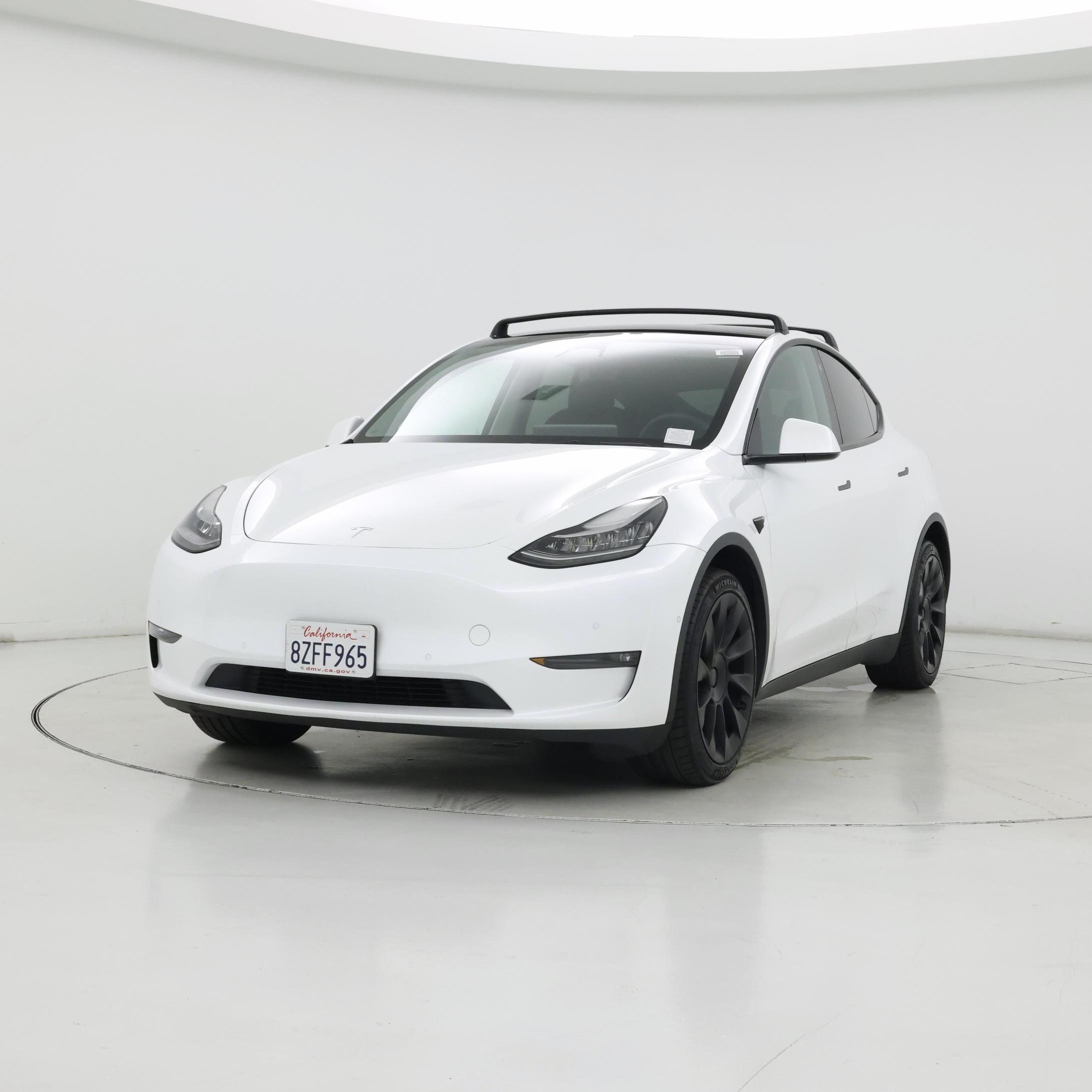 Thumbnail: 2022 Tesla Model Y - 4