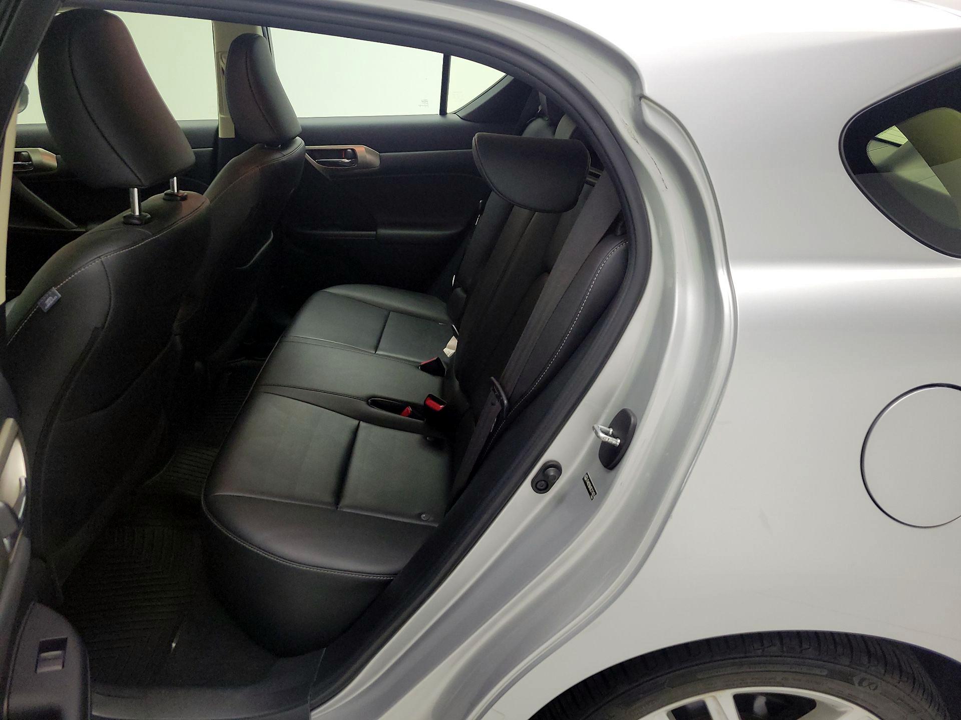 Thumbnail: 2014 Lexus CT - 17