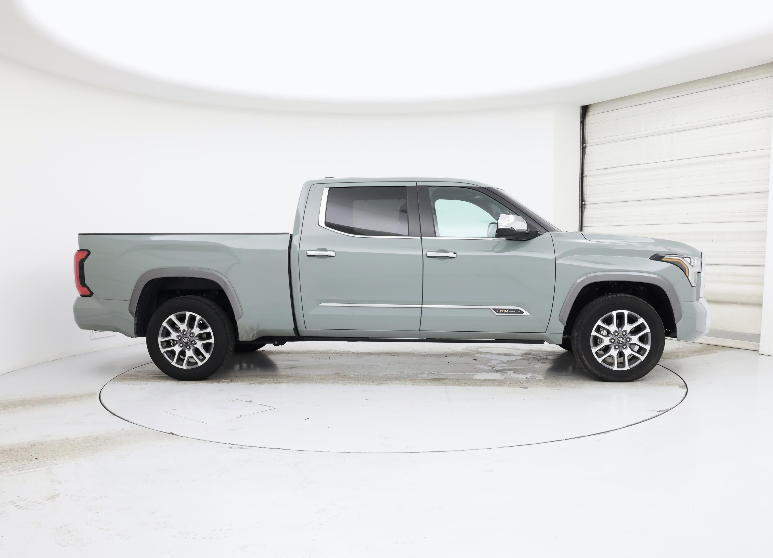 Thumbnail: 2025 Toyota Tundra - 7