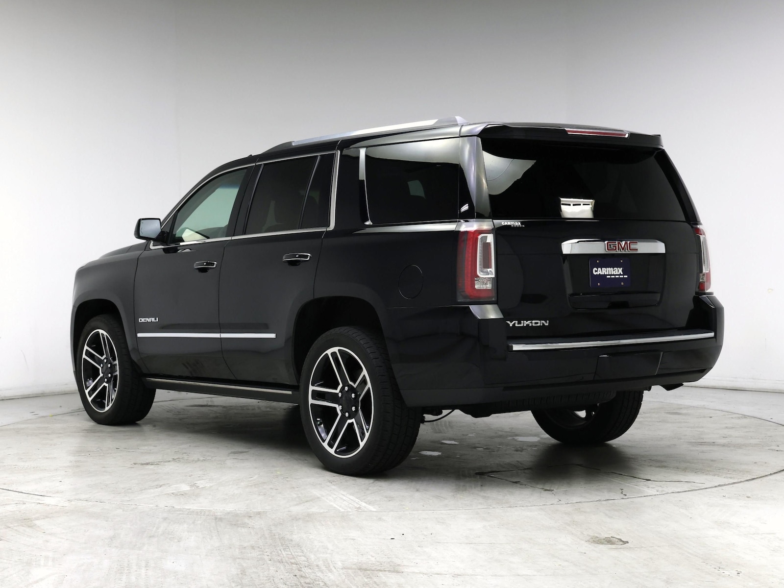 2016 GMC Yukon Denali - Photo 3