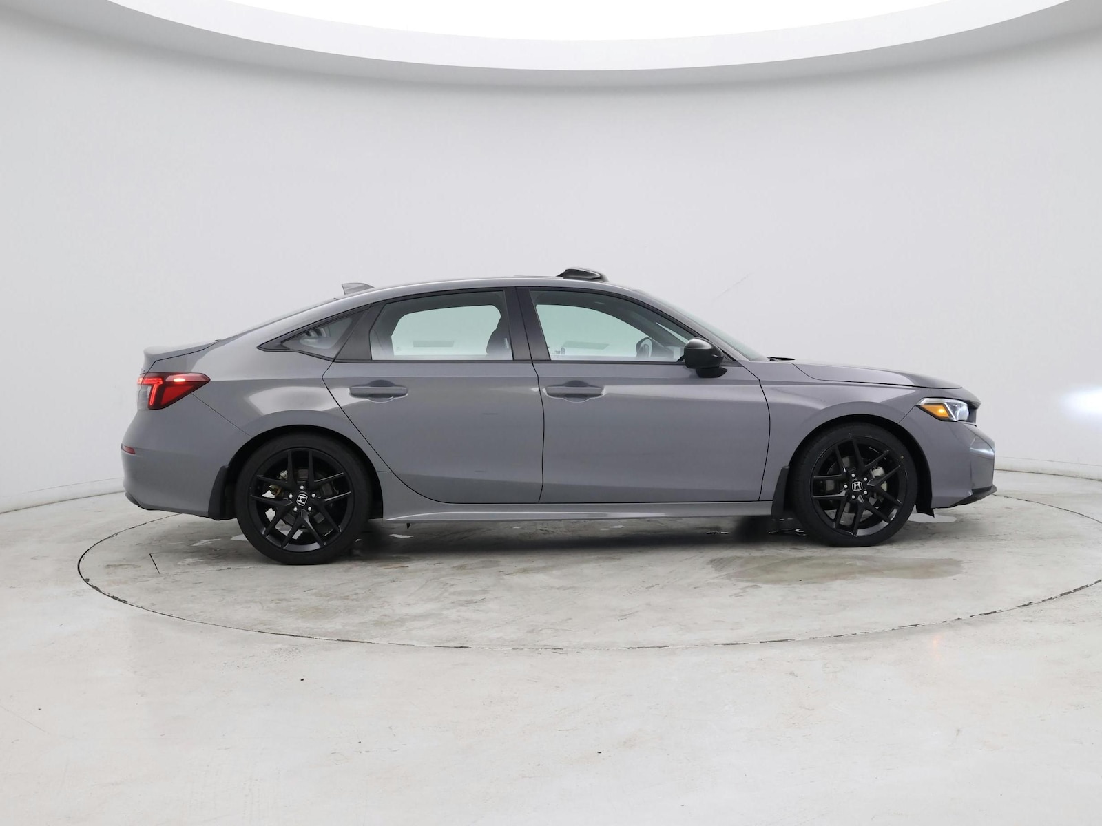 2025 Honda Civic Sport - Photo 2