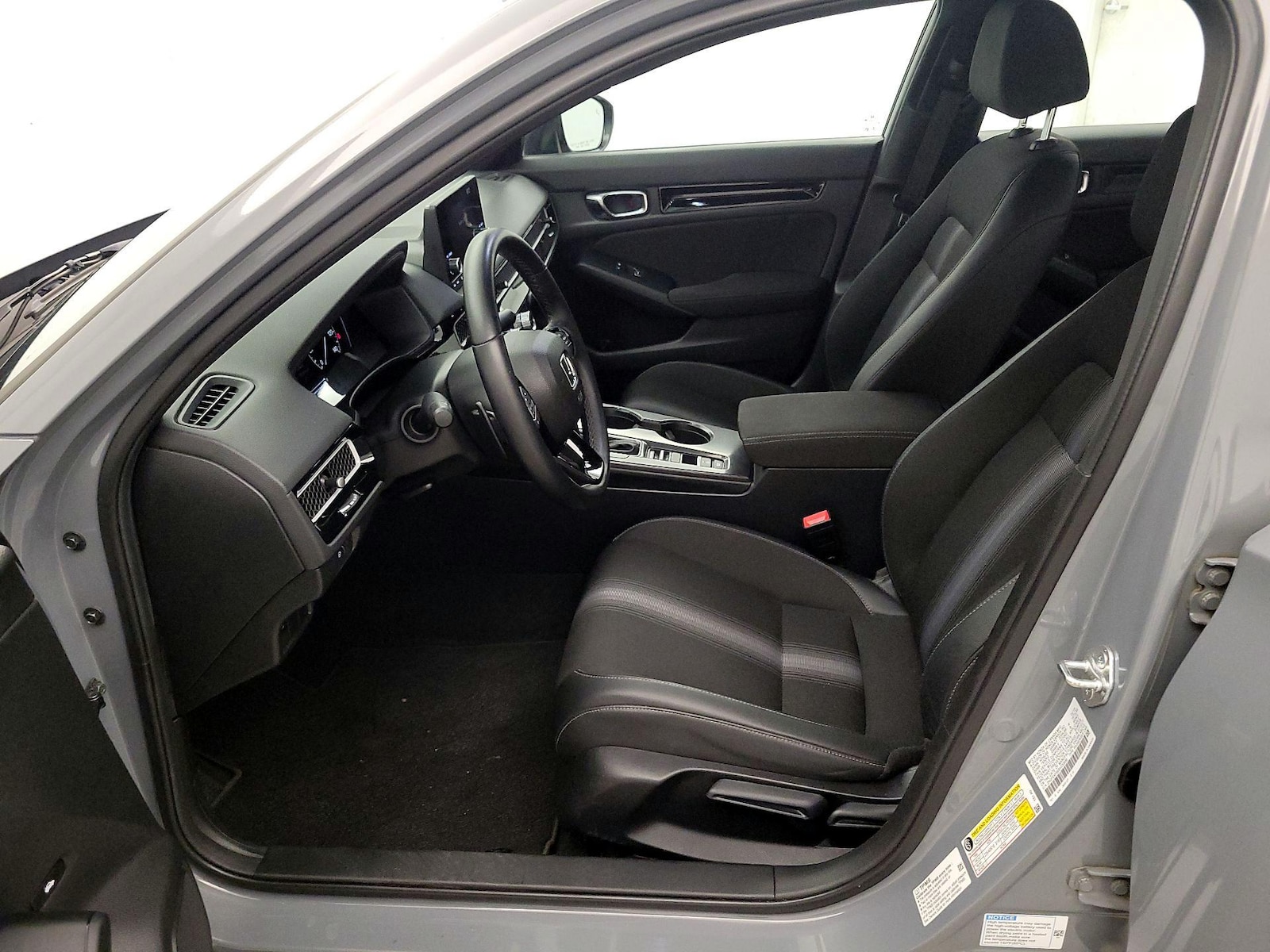 2025 Honda Civic Sport - Photo 12