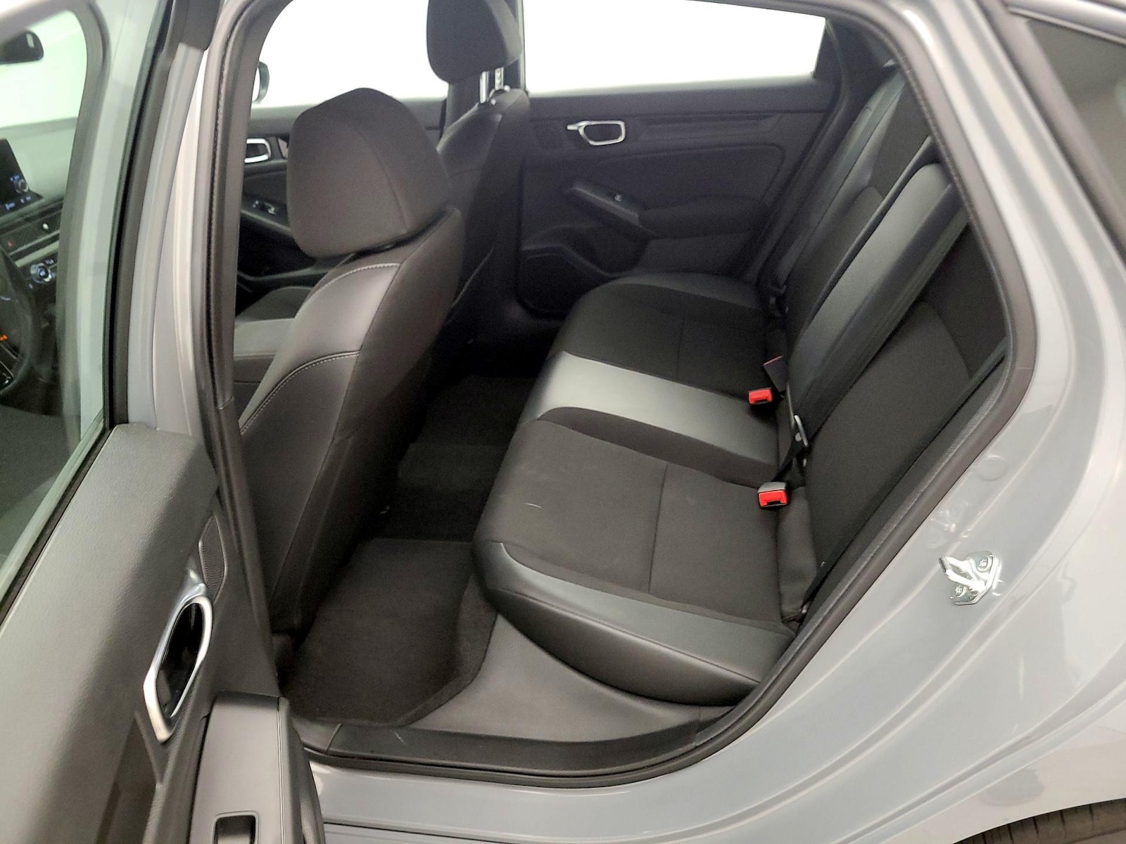 2025 Honda Civic Sport - Photo 21