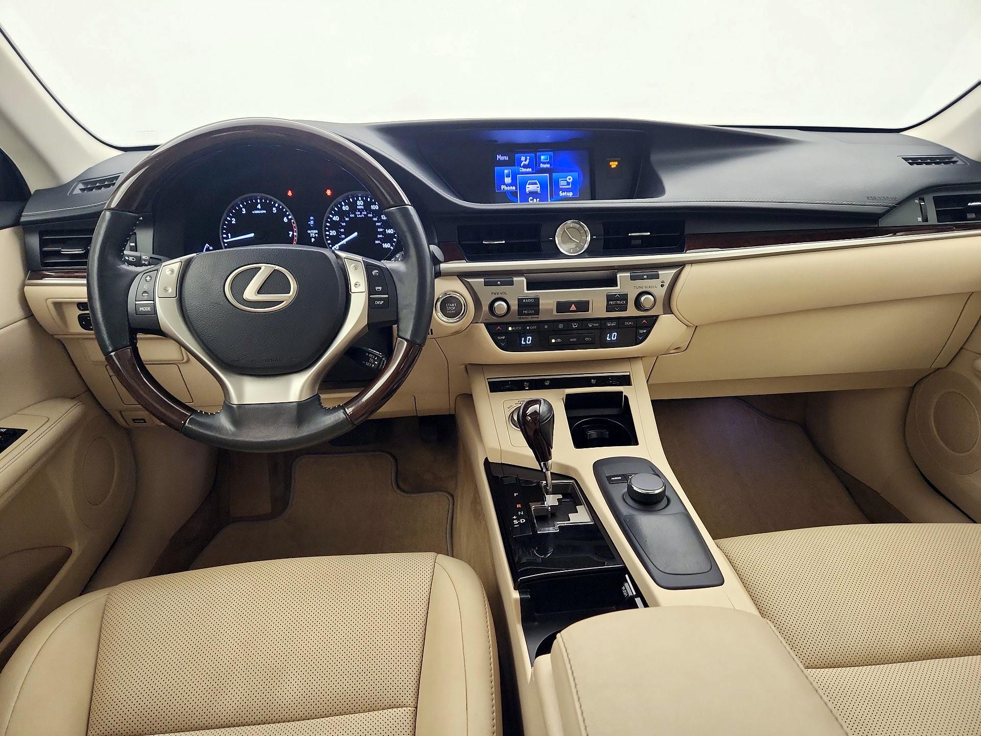 Thumbnail: 2014 Lexus ES - 9