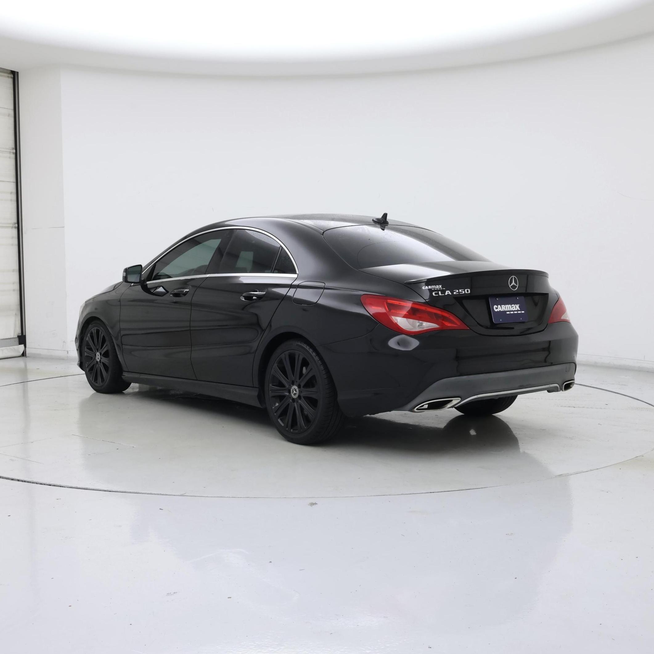 Thumbnail: 2019 Mercedes-Benz CLA - 2