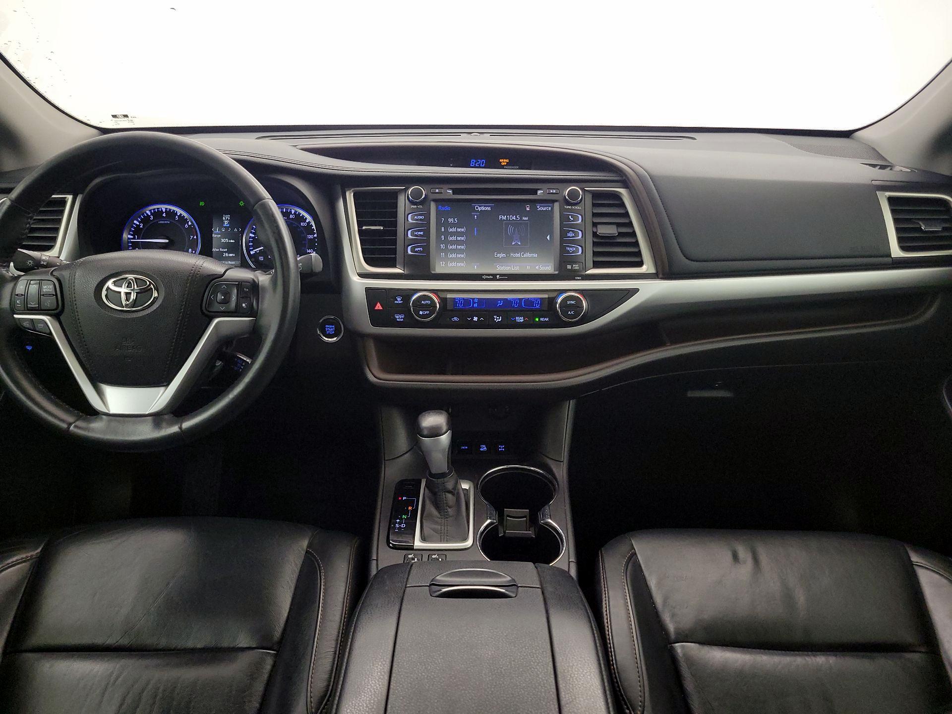 Thumbnail: 2015 Toyota Highlander - 9
