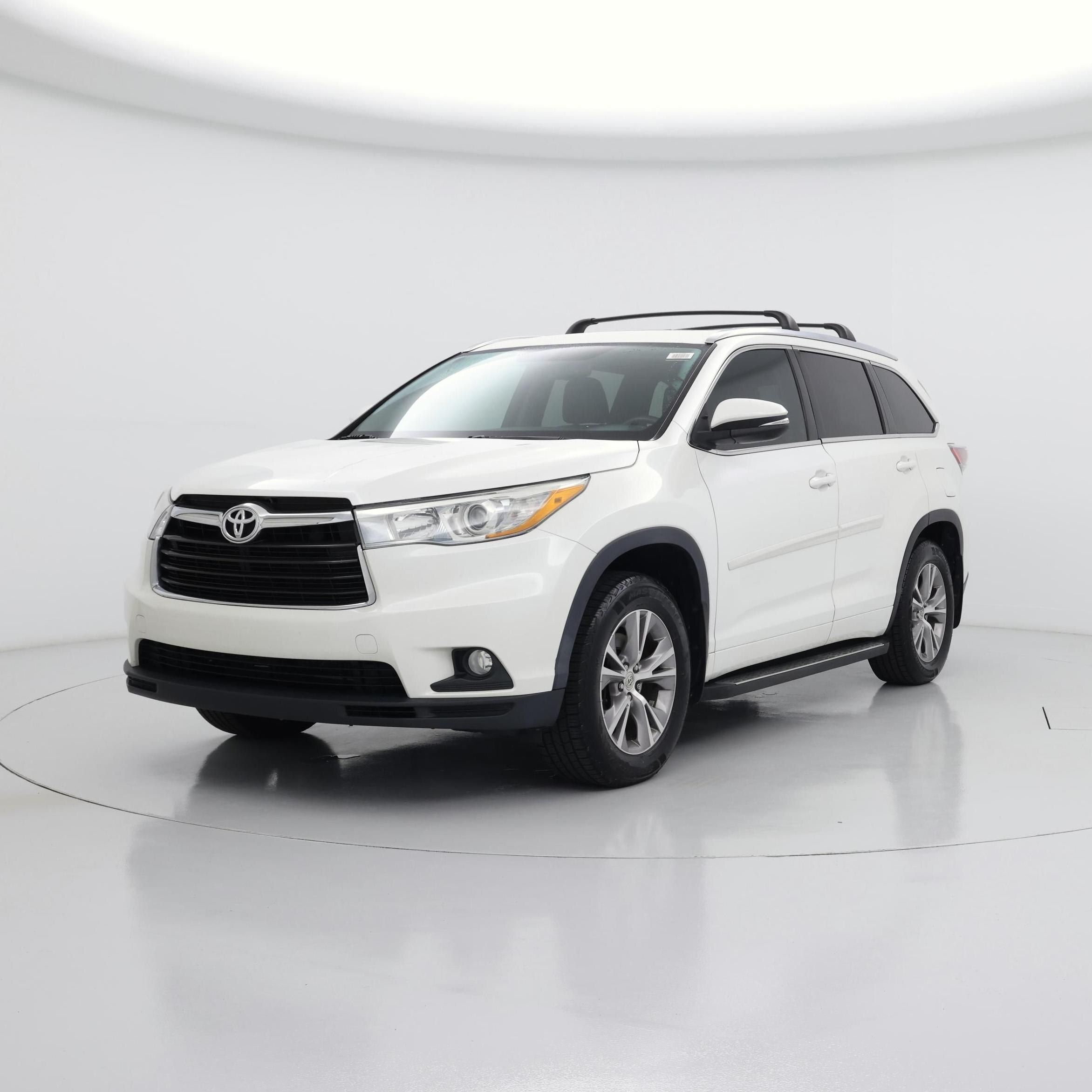 Thumbnail: 2015 Toyota Highlander - 4