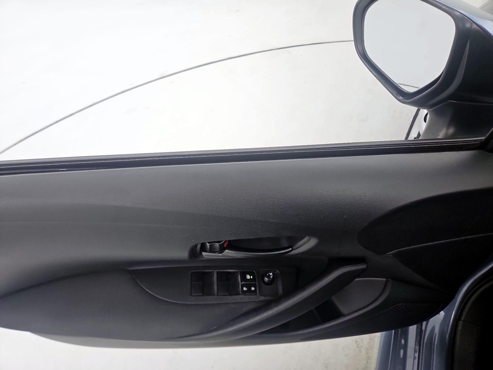 2022 Toyota Corolla LE - Photo 13