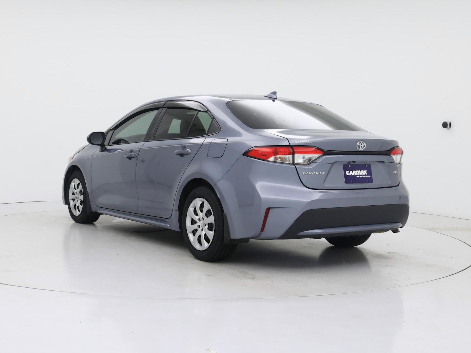 2022 Toyota Corolla LE - Photo 3