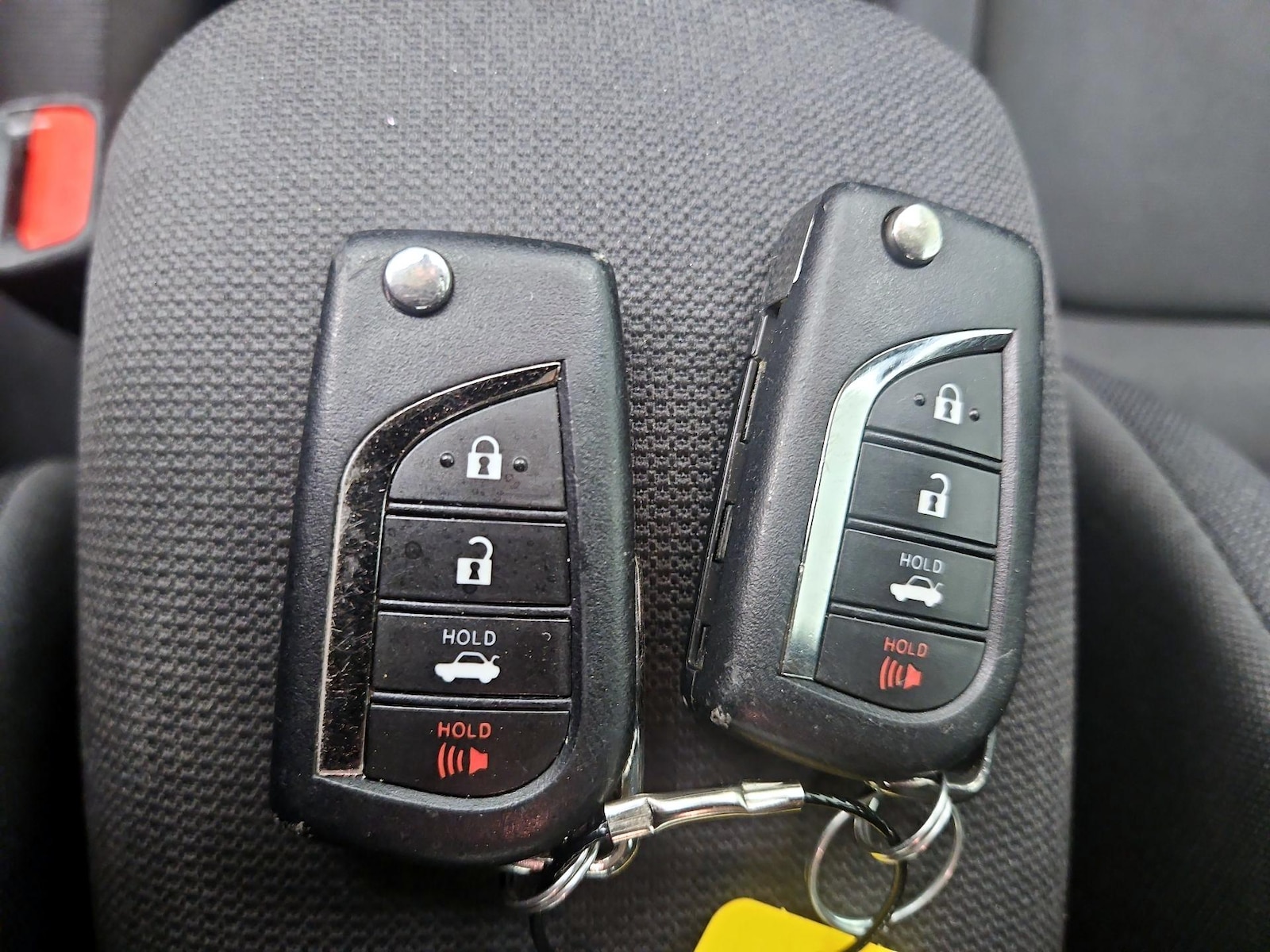 2022 Toyota Corolla LE - Photo 23