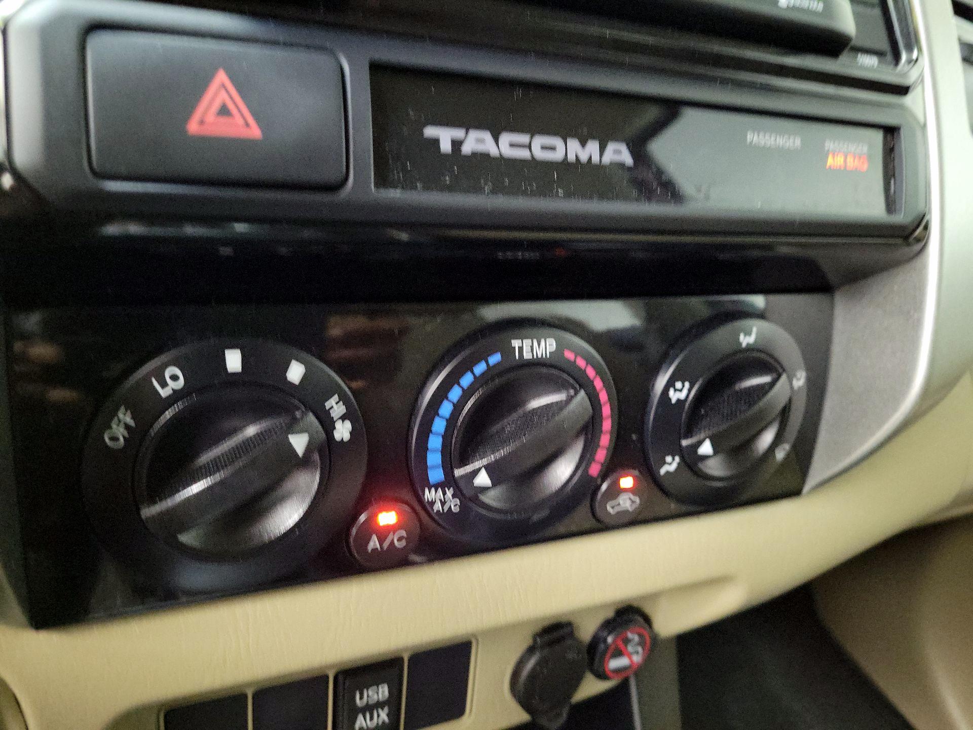 Thumbnail: 2015 Toyota Tacoma - 16