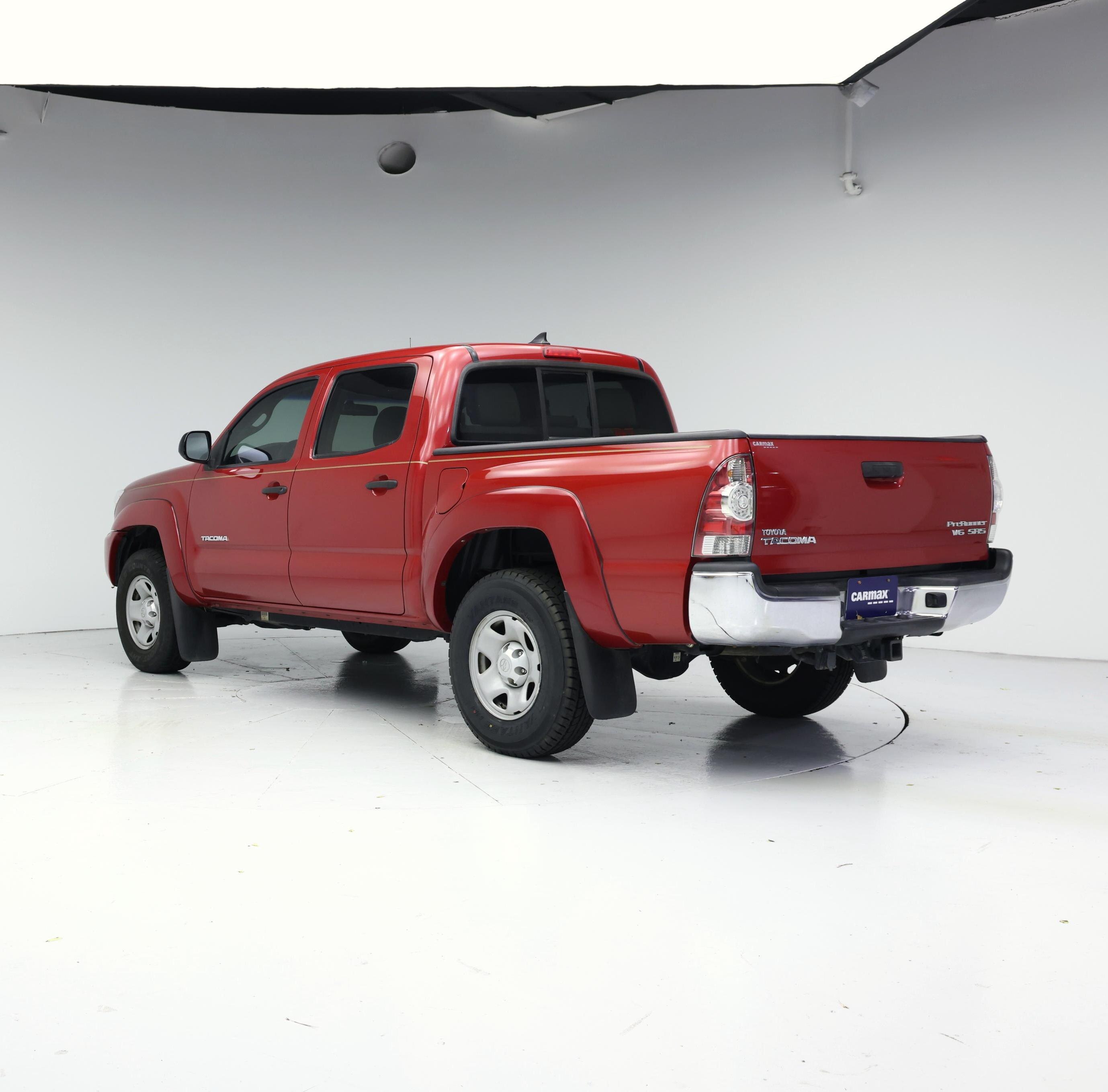 Thumbnail: 2015 Toyota Tacoma - 2