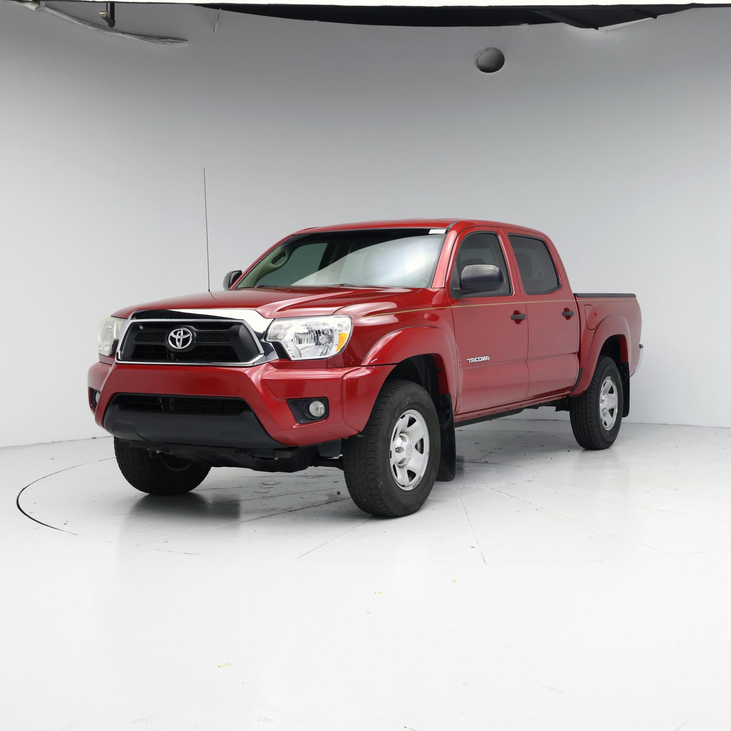 Thumbnail: 2015 Toyota Tacoma - 4