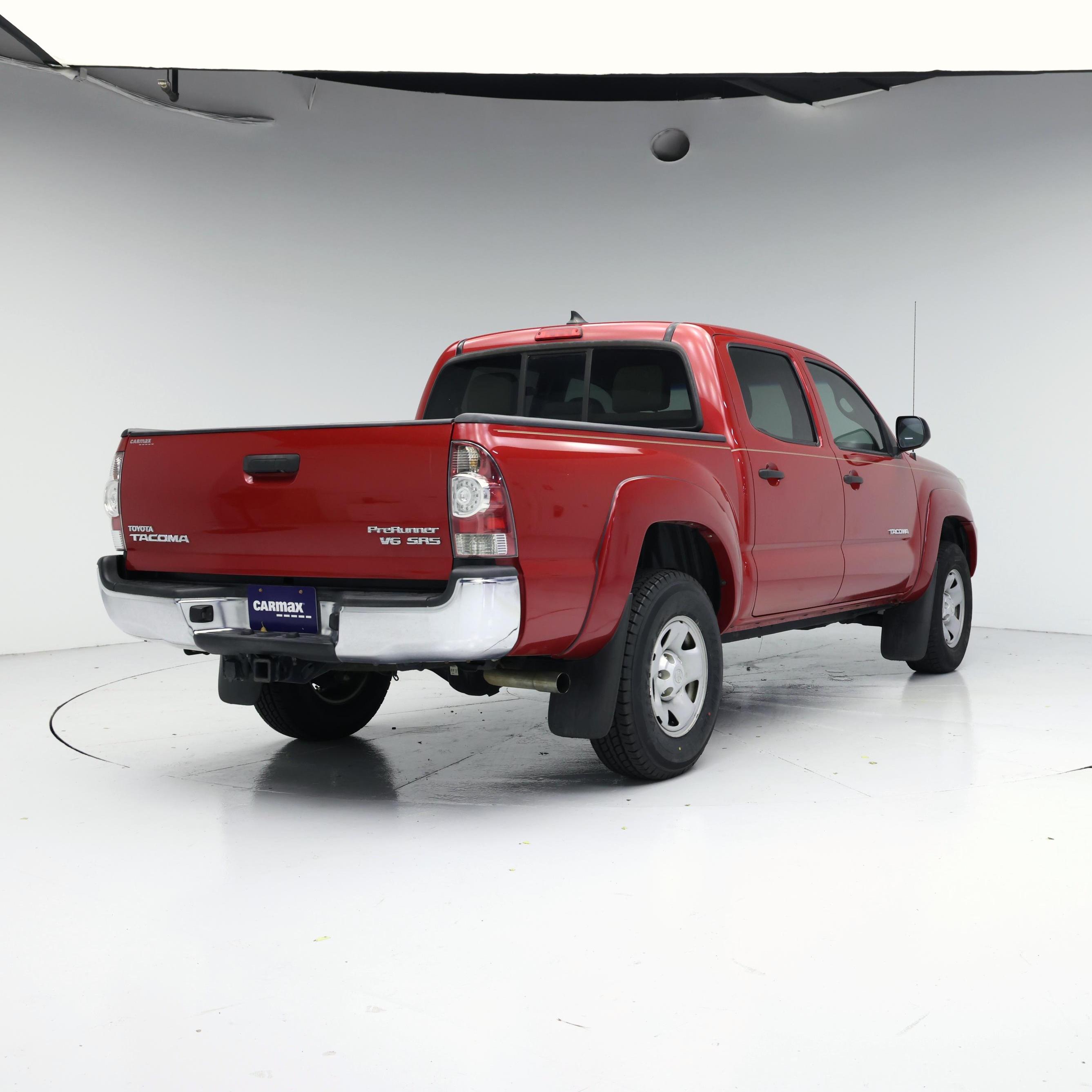 Thumbnail: 2015 Toyota Tacoma - 8