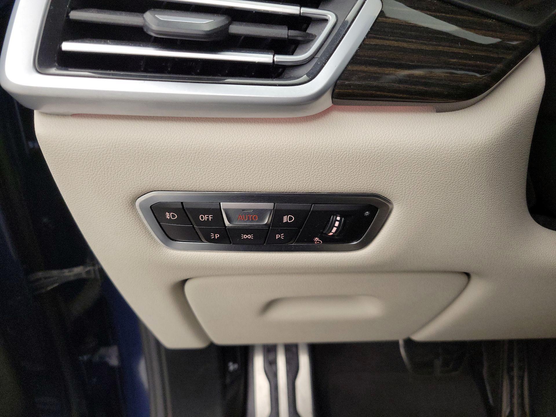 Thumbnail: 2020 BMW X5 - 13