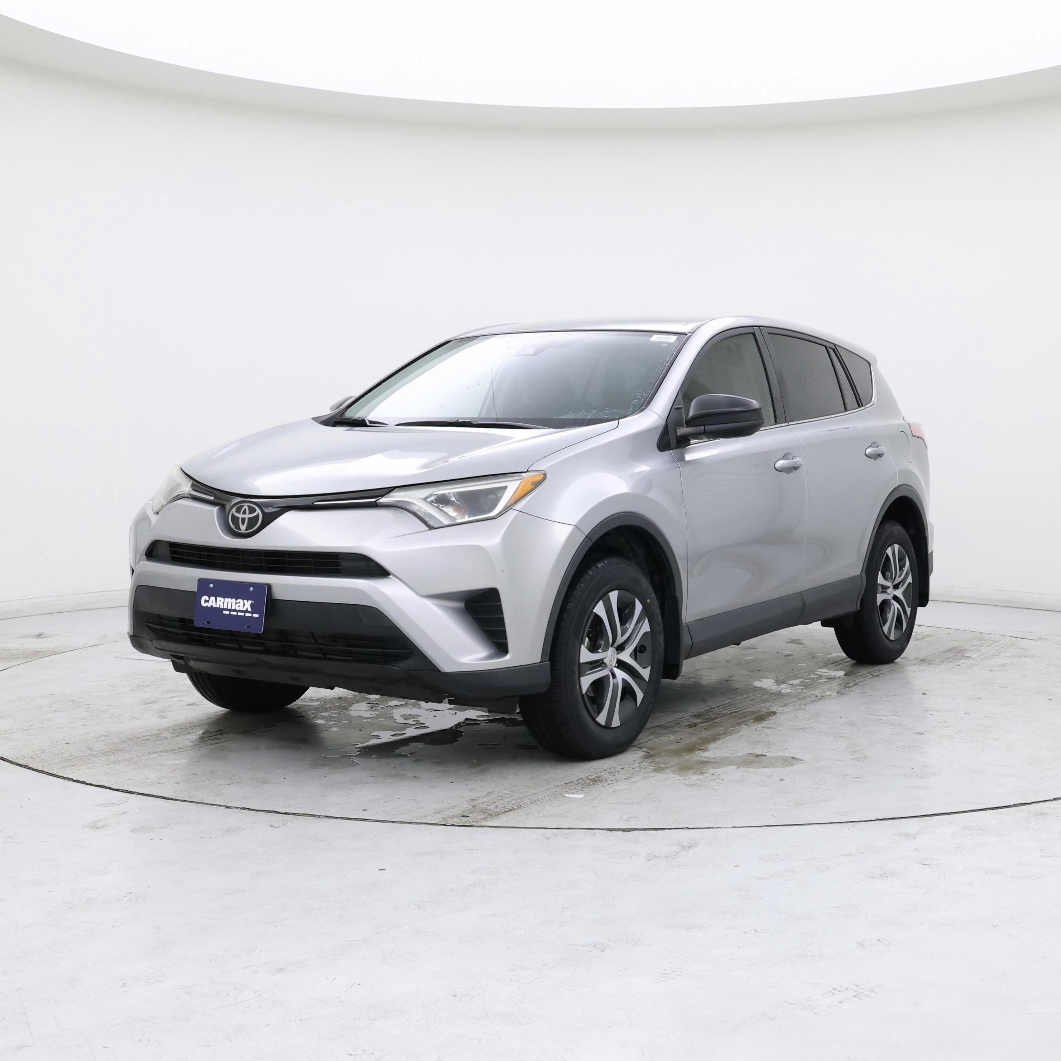 Thumbnail: 2018 Toyota RAV4 - 4